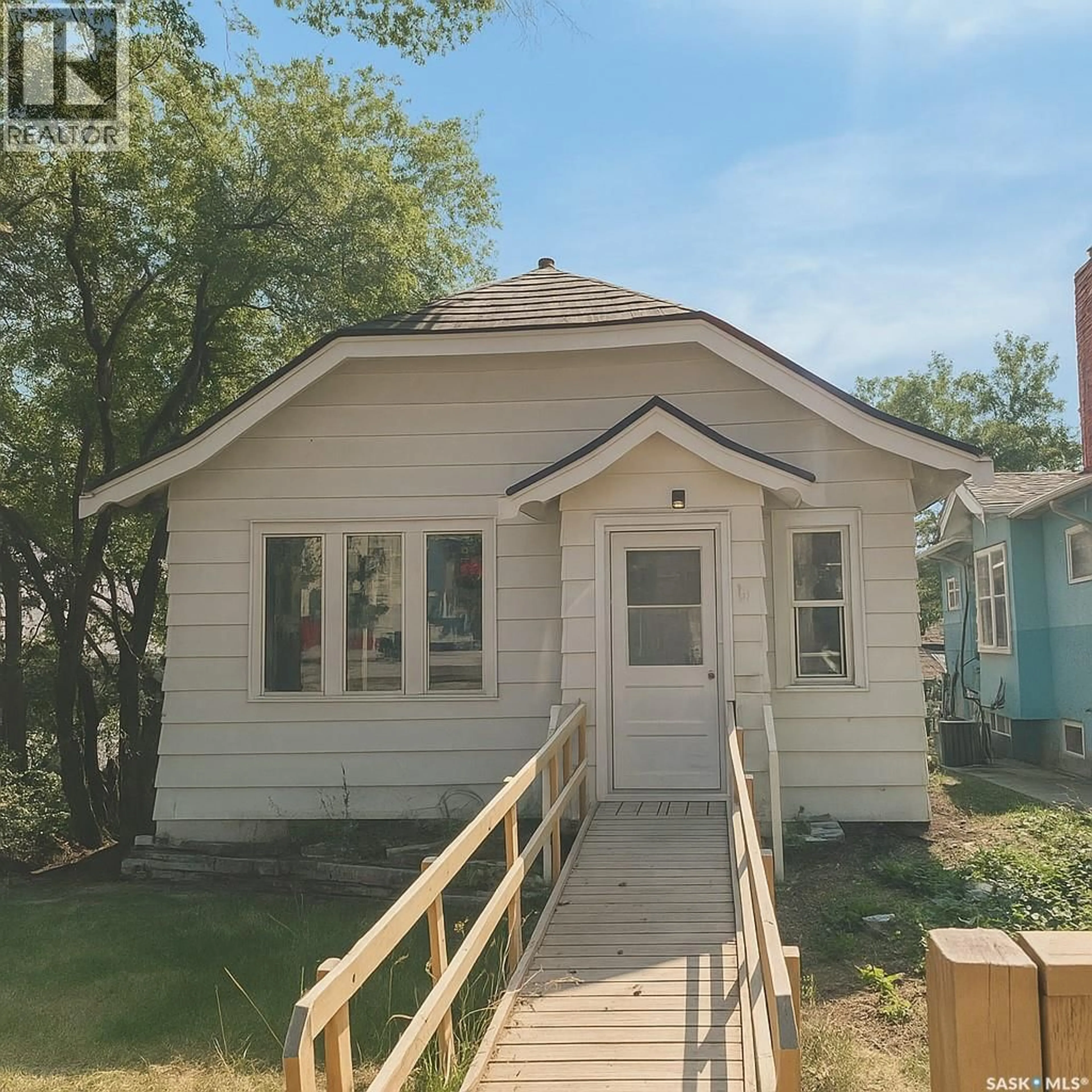 Shed for 101 28TH STREET, Saskatoon Saskatchewan S7L0K1