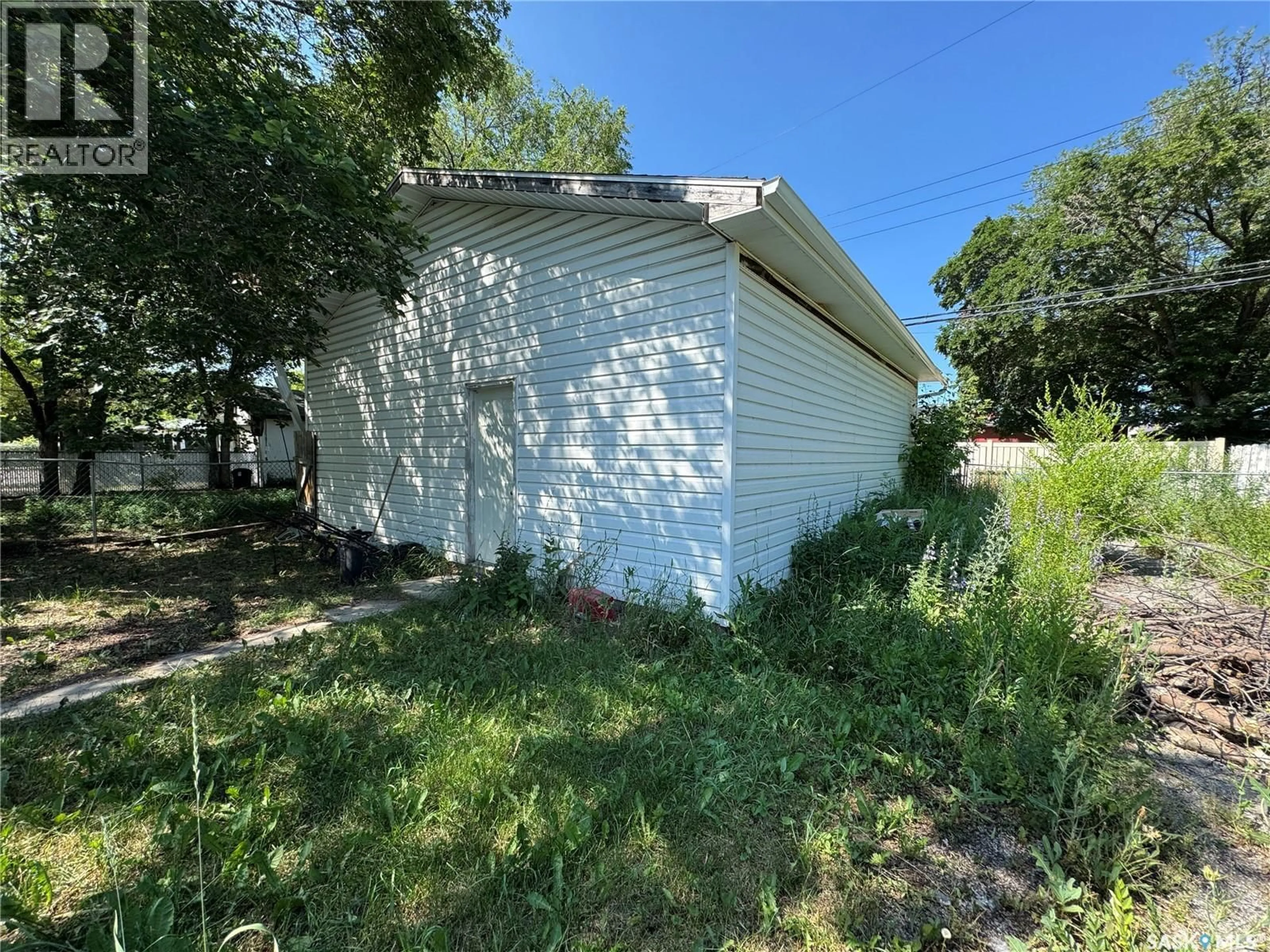 Shed for 168 SMITH STREET, Regina Saskatchewan S4R2K6