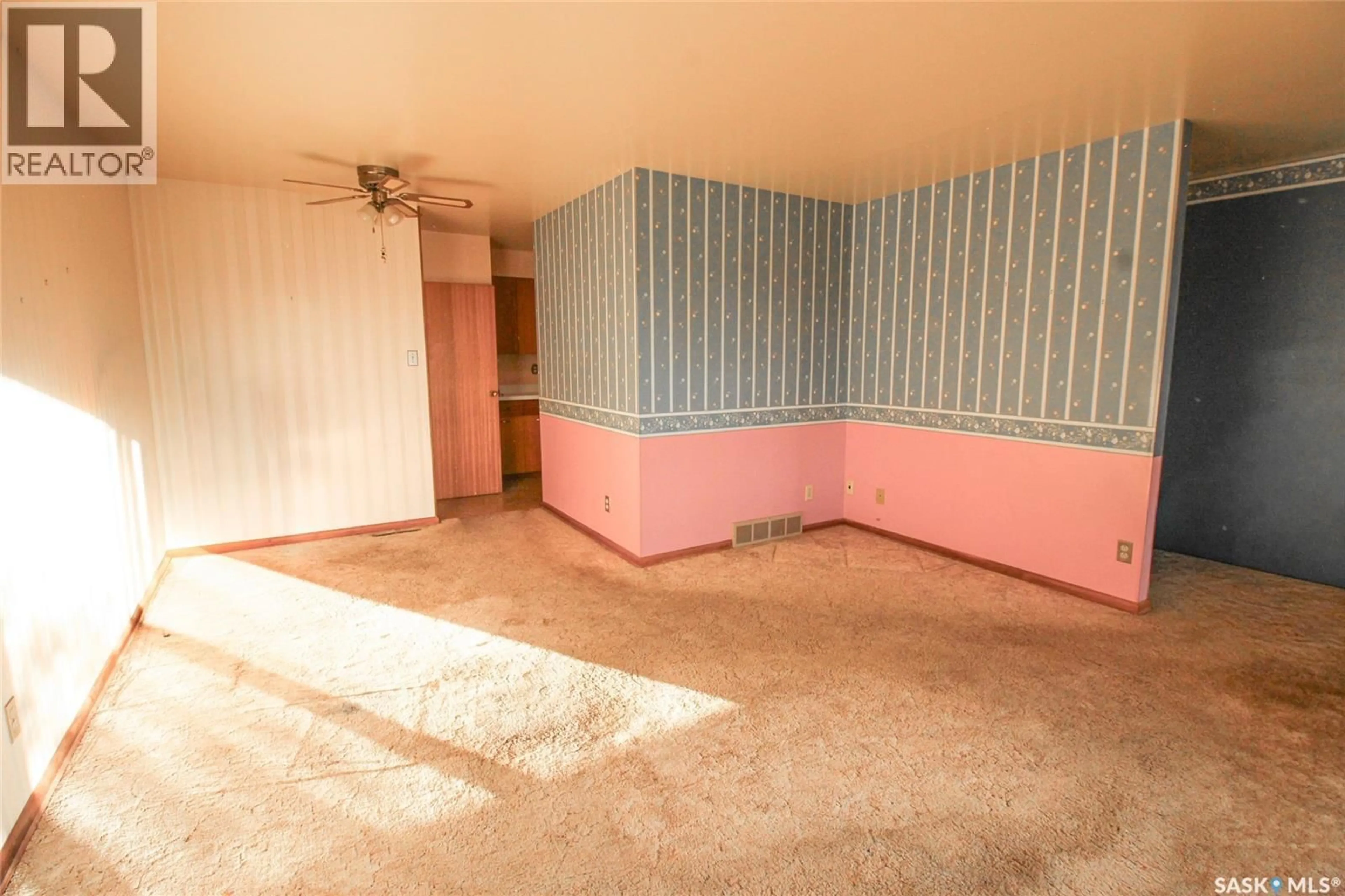 A pic of a room for 175 6TH AVENUE, Shaunavon Saskatchewan S0N2M0