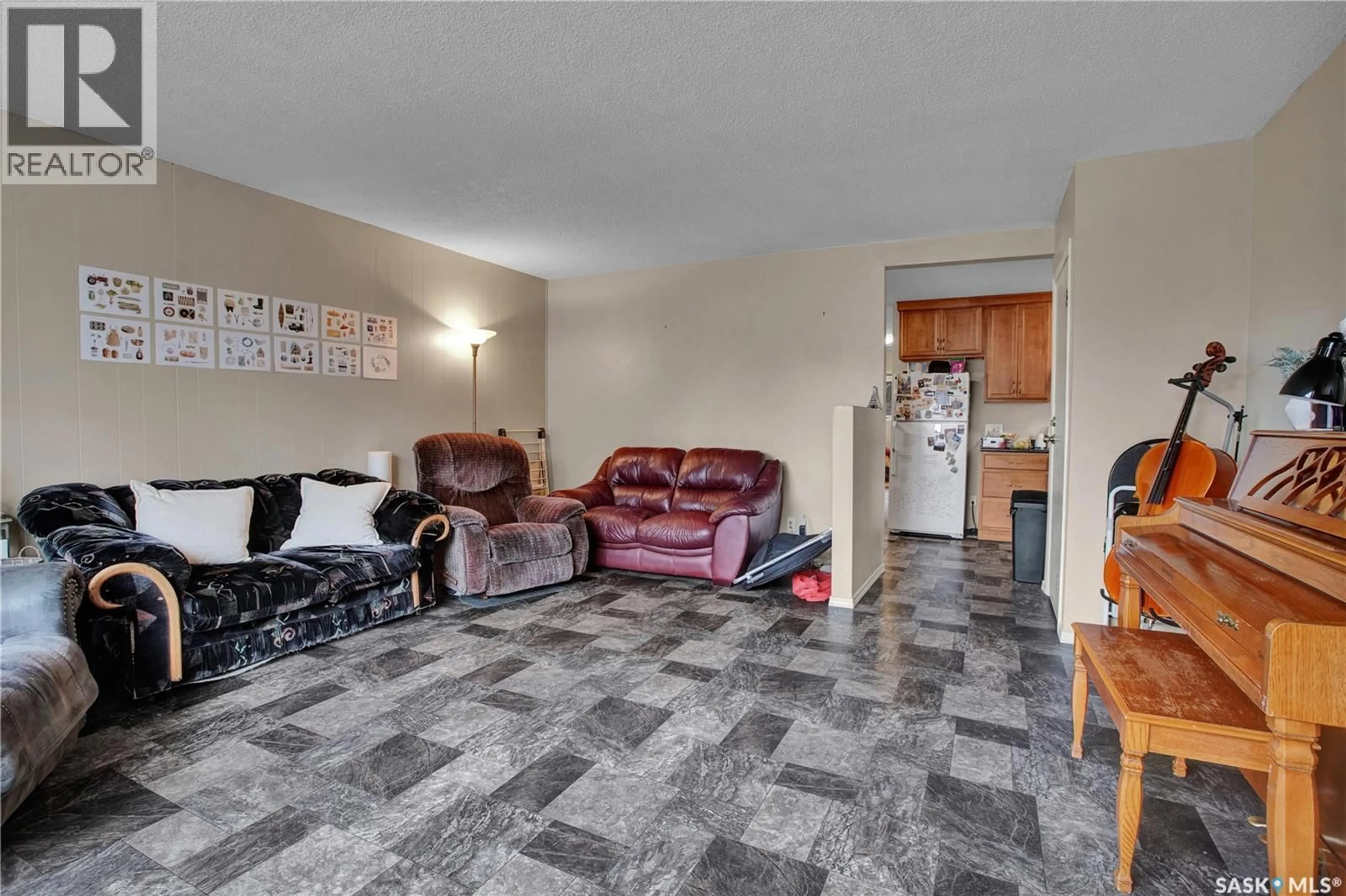 Living room with furniture, unknown for 2046-2048 EASTHILL, Saskatoon Saskatchewan S7J3C7