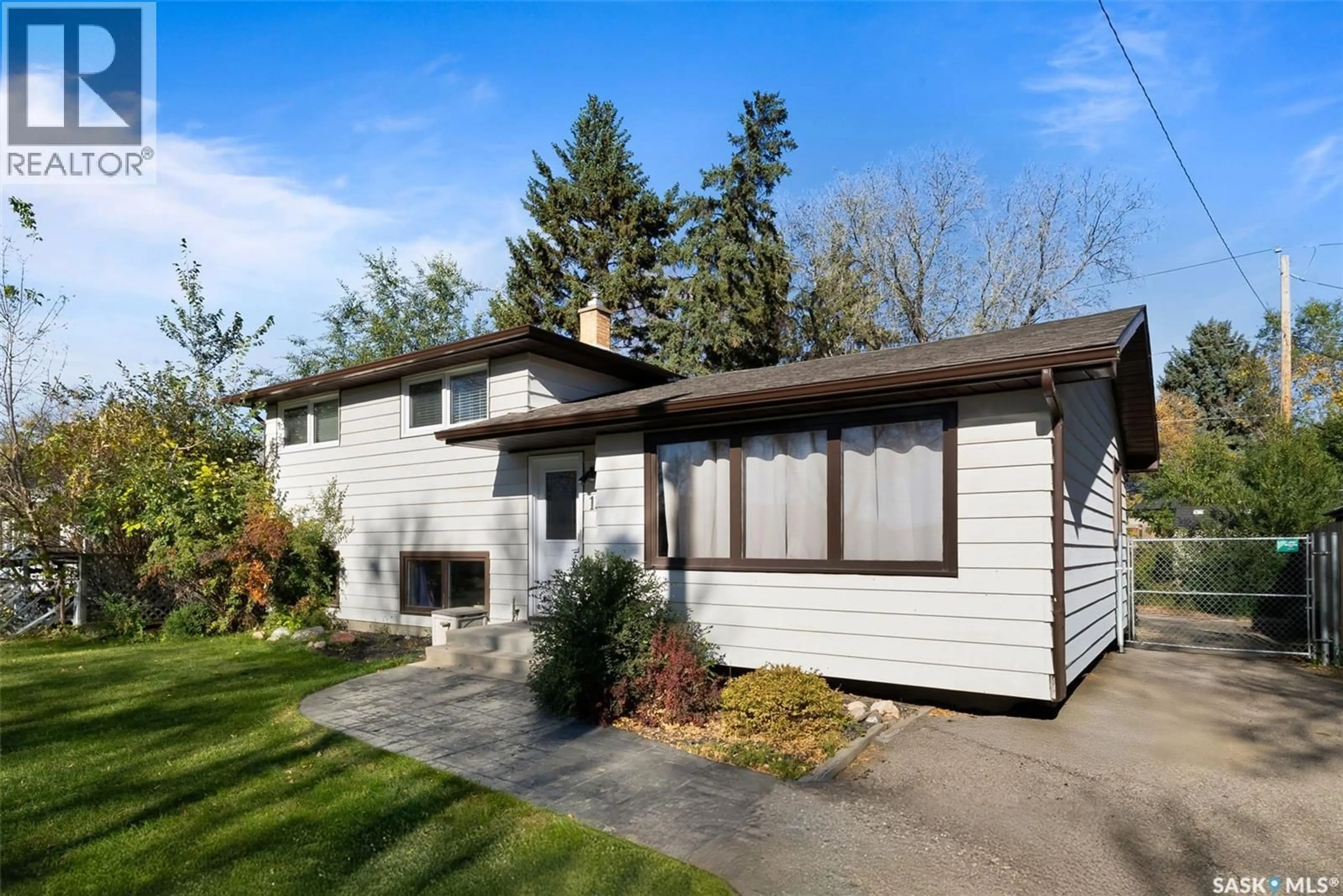 Home with vinyl exterior material, street for 131 DAFFODIL CRESCENT, Regina Saskatchewan S4S5A5