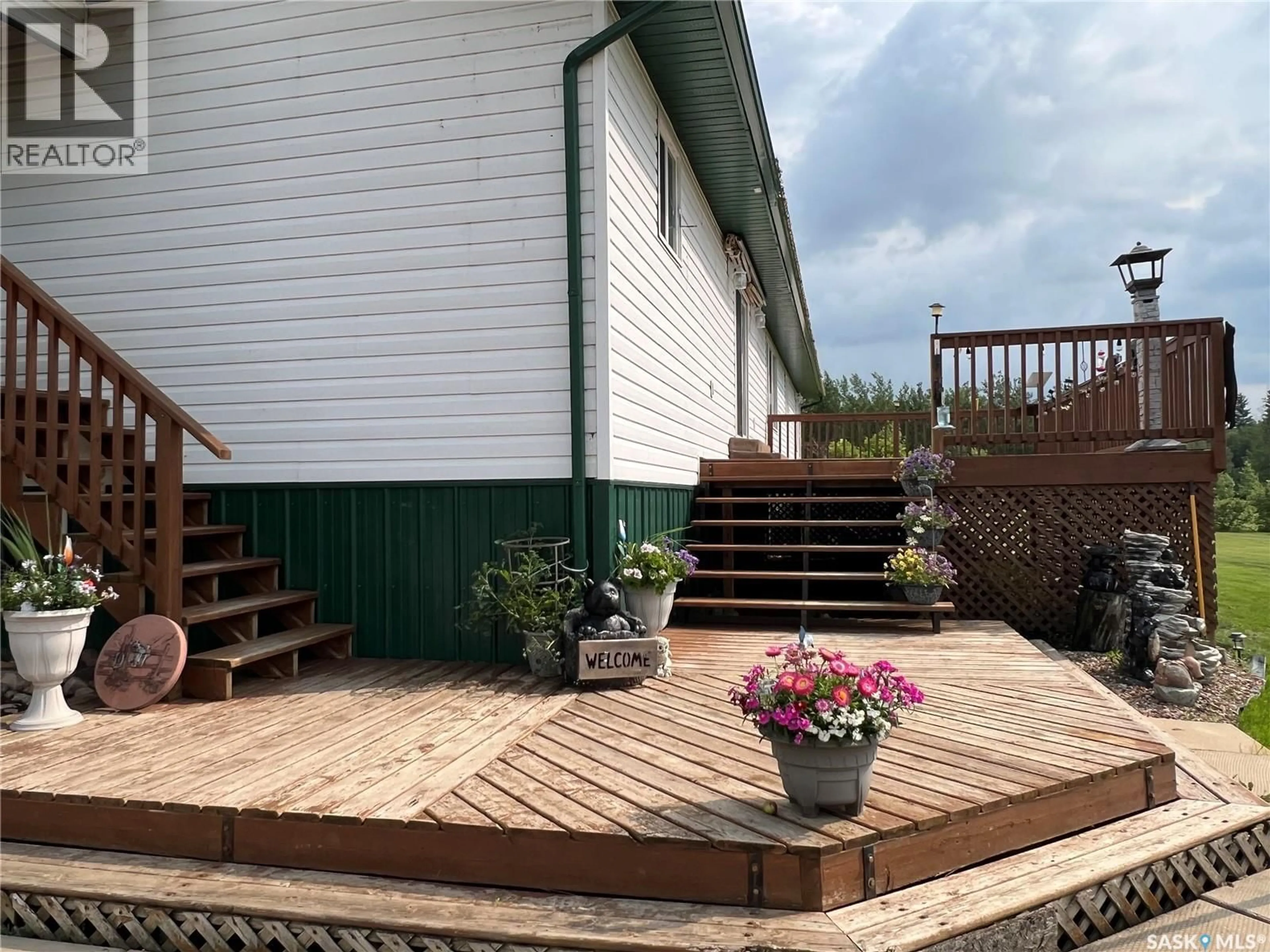 Patio, unknown for 9 KM WEST OF MAKWA, Loon Lake Rm No. 561 Saskatchewan S0M1L0