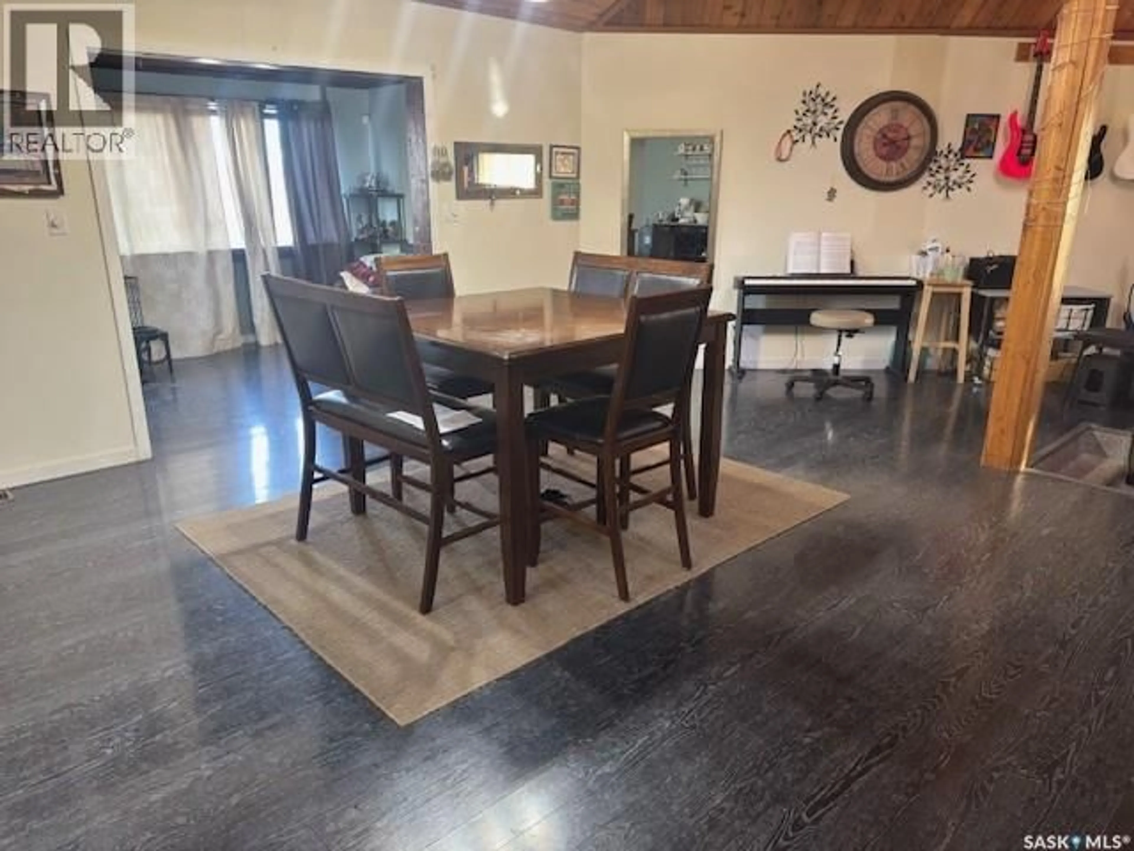 Dining room, unknown for 101 28TH STREET, Battleford Saskatchewan S0M0E0