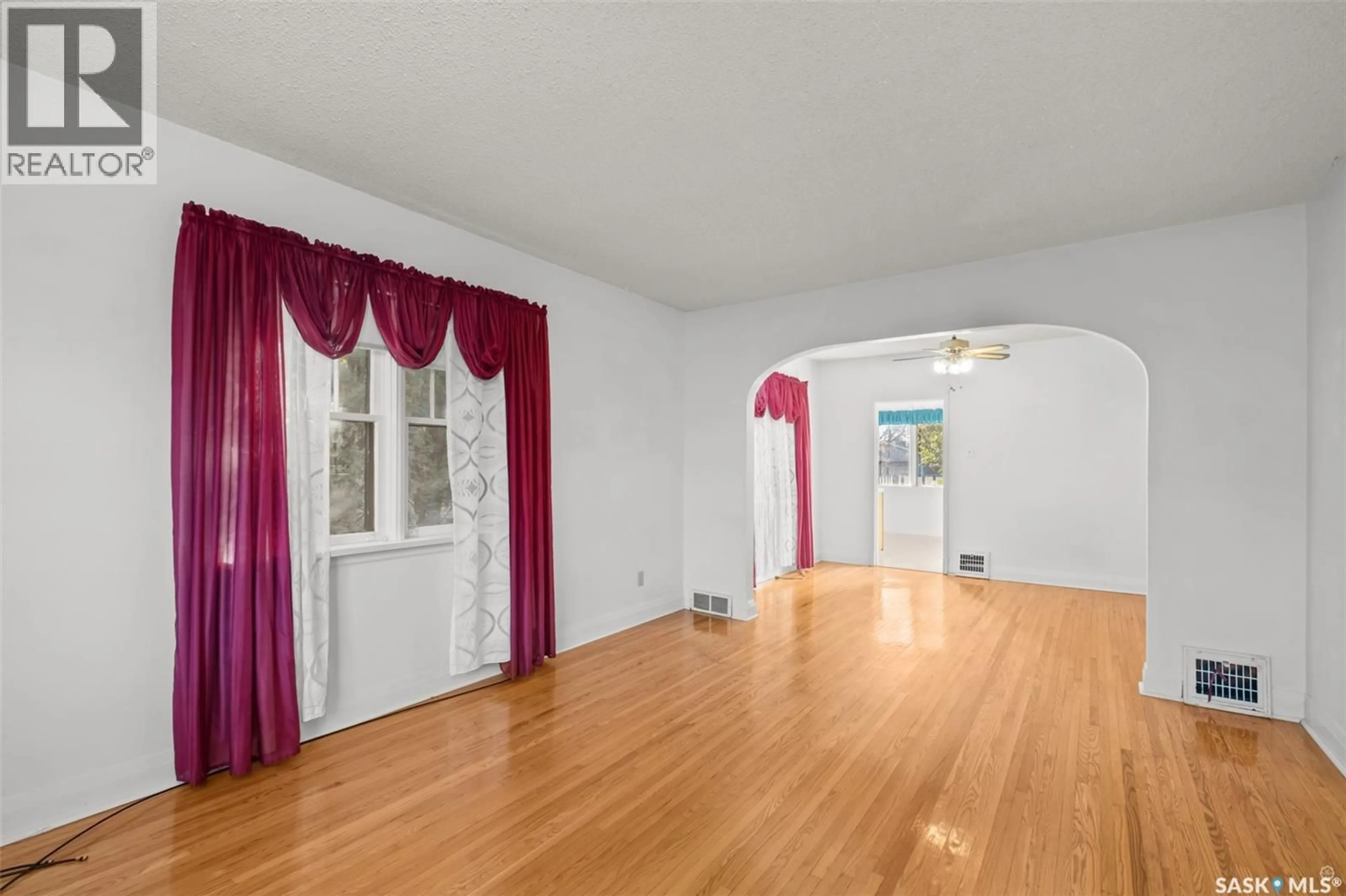 A pic of a room for 451 9TH STREET, Prince Albert Saskatchewan S6V0Y1