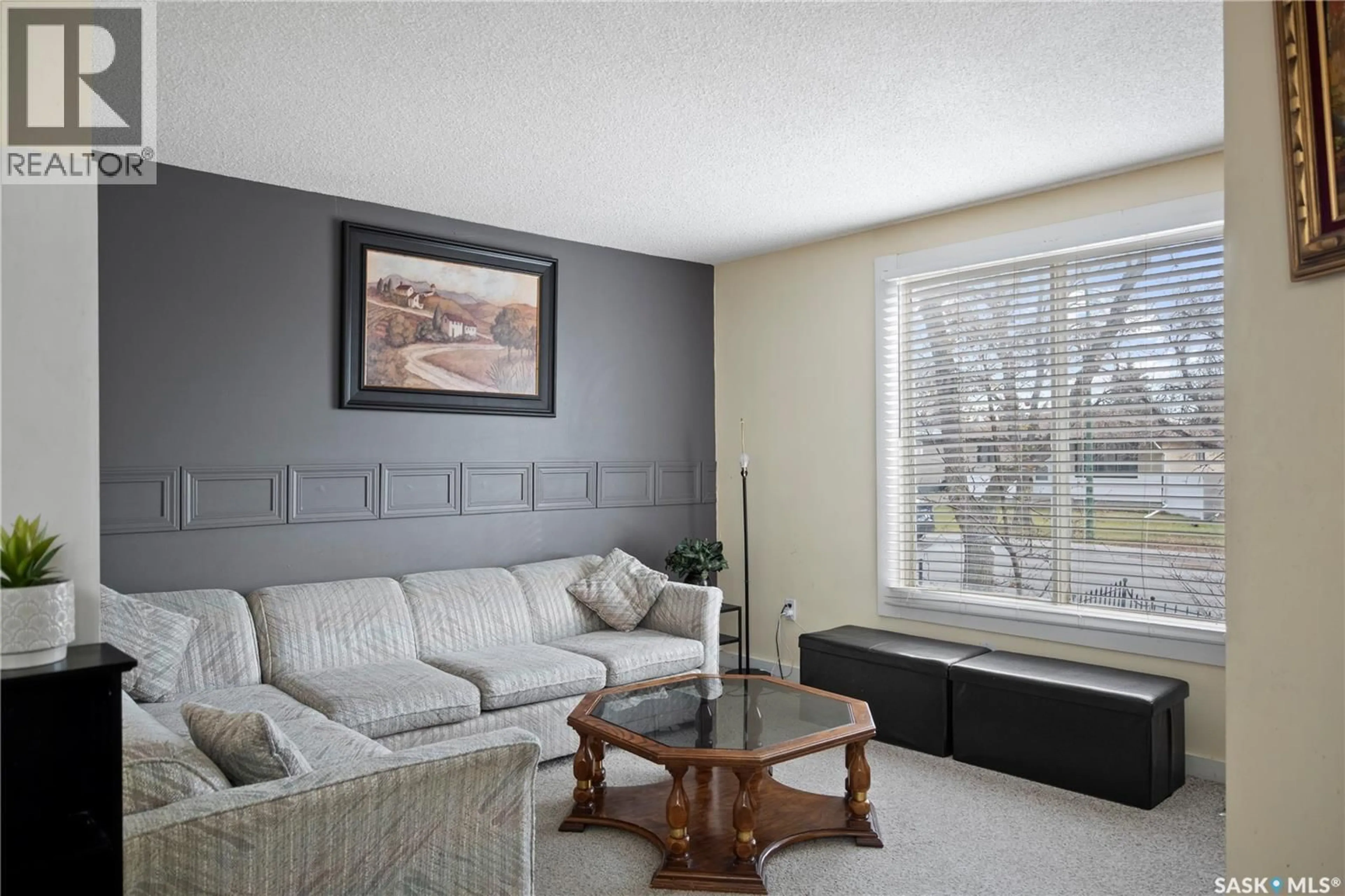 Living room with furniture, unknown for 265 MAGEE CRESCENT, Regina Saskatchewan S4R6K8