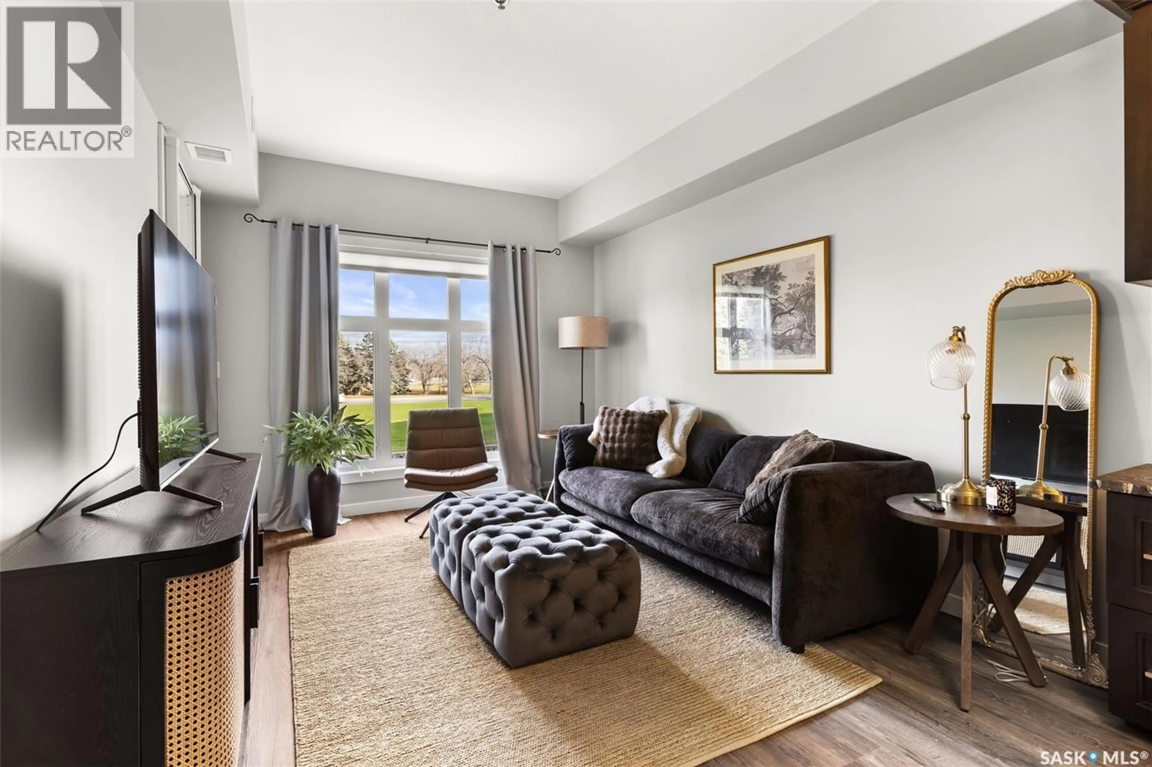 Living room with furniture, unknown for 111 1220 BLACKFOOT DRIVE, Regina Saskatchewan S4S6T2