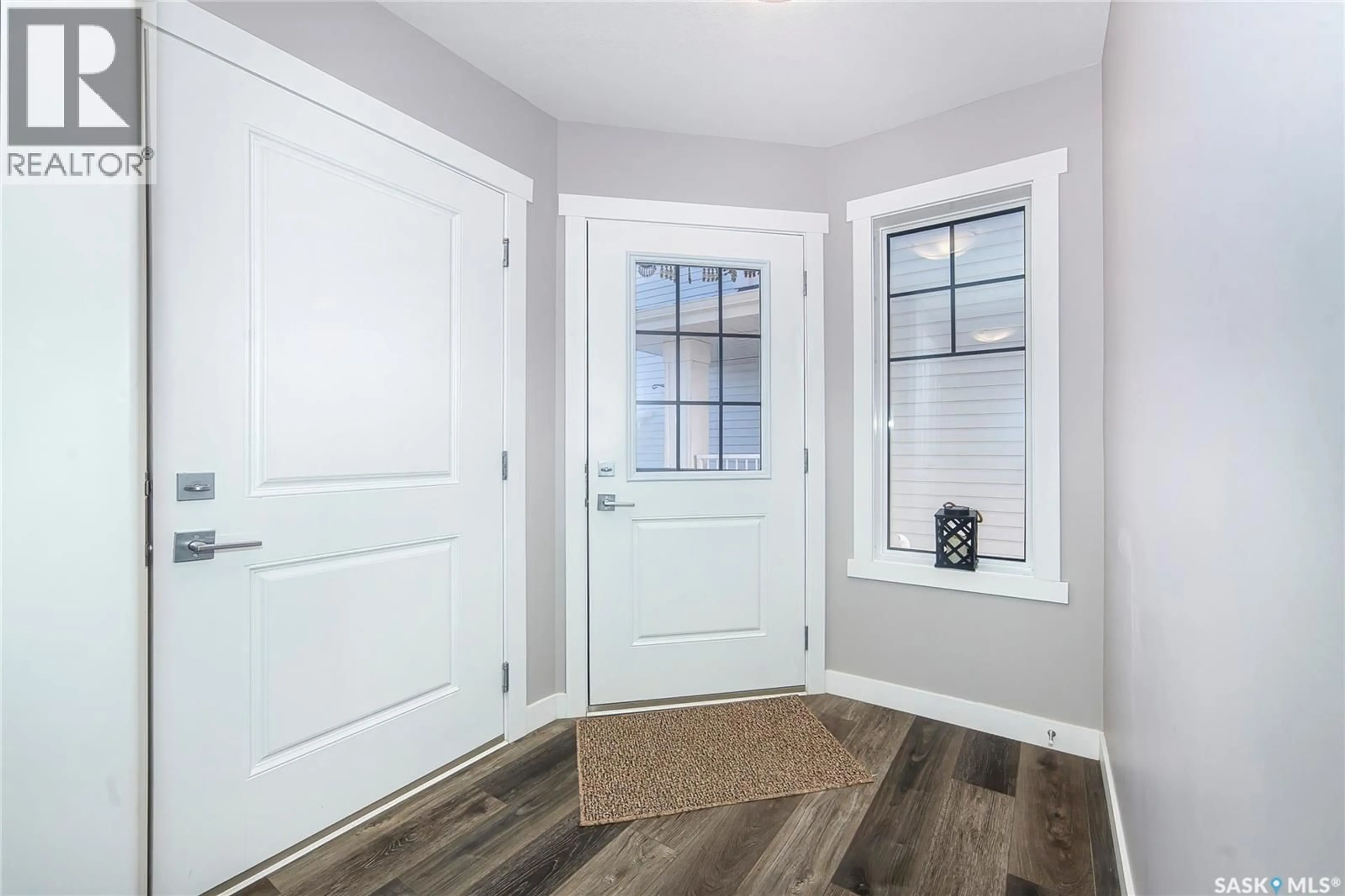 Indoor entryway for 148 TUFTS WAY, Saskatoon Saskatchewan S7V1P4