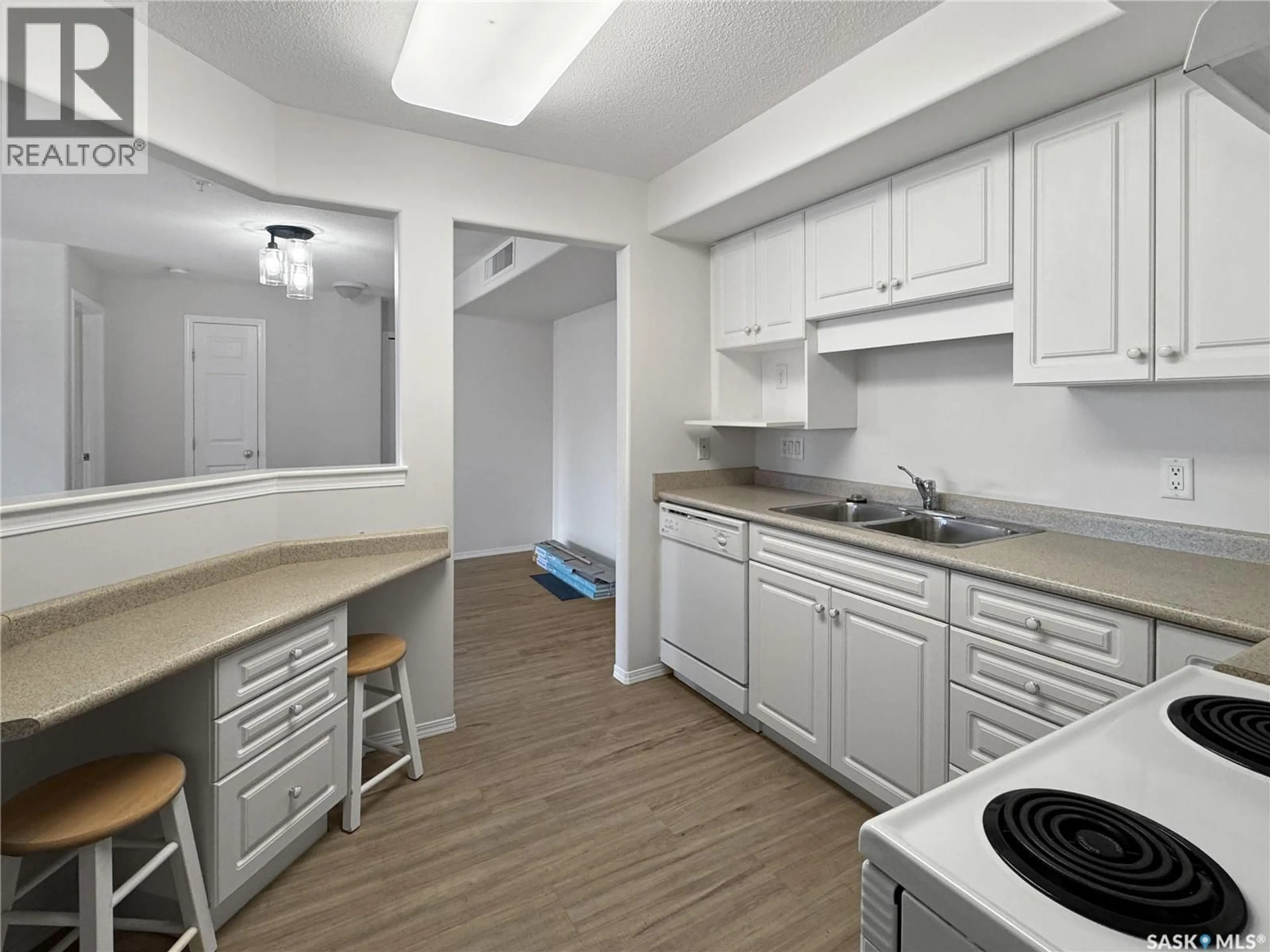 Standard kitchen, unknown for 205 - 1152 103RD STREET, North Battleford Saskatchewan S9A1K6