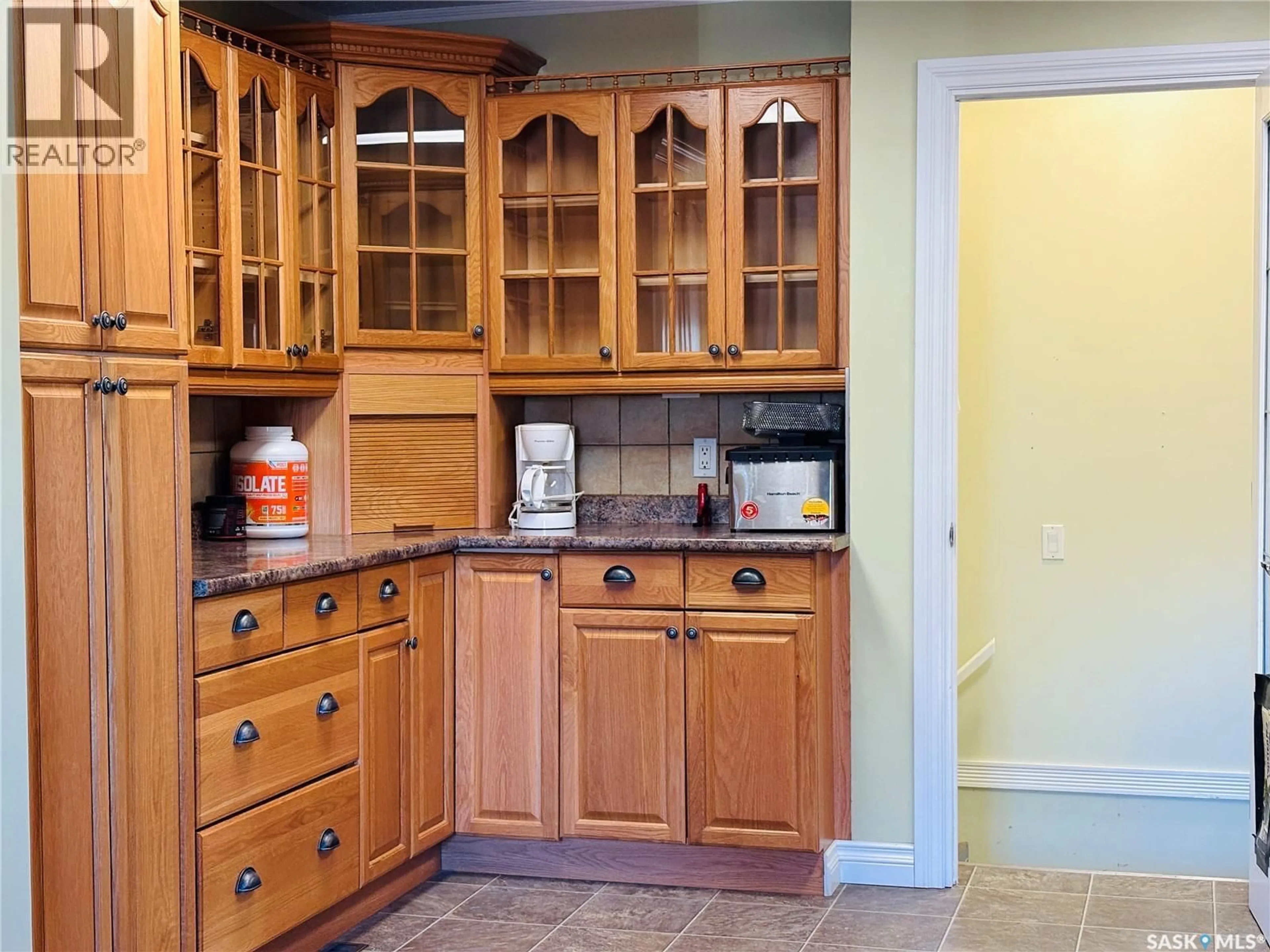 Standard kitchen, unknown for 117 KING STREET, Stewart Valley Saskatchewan S0N2P0