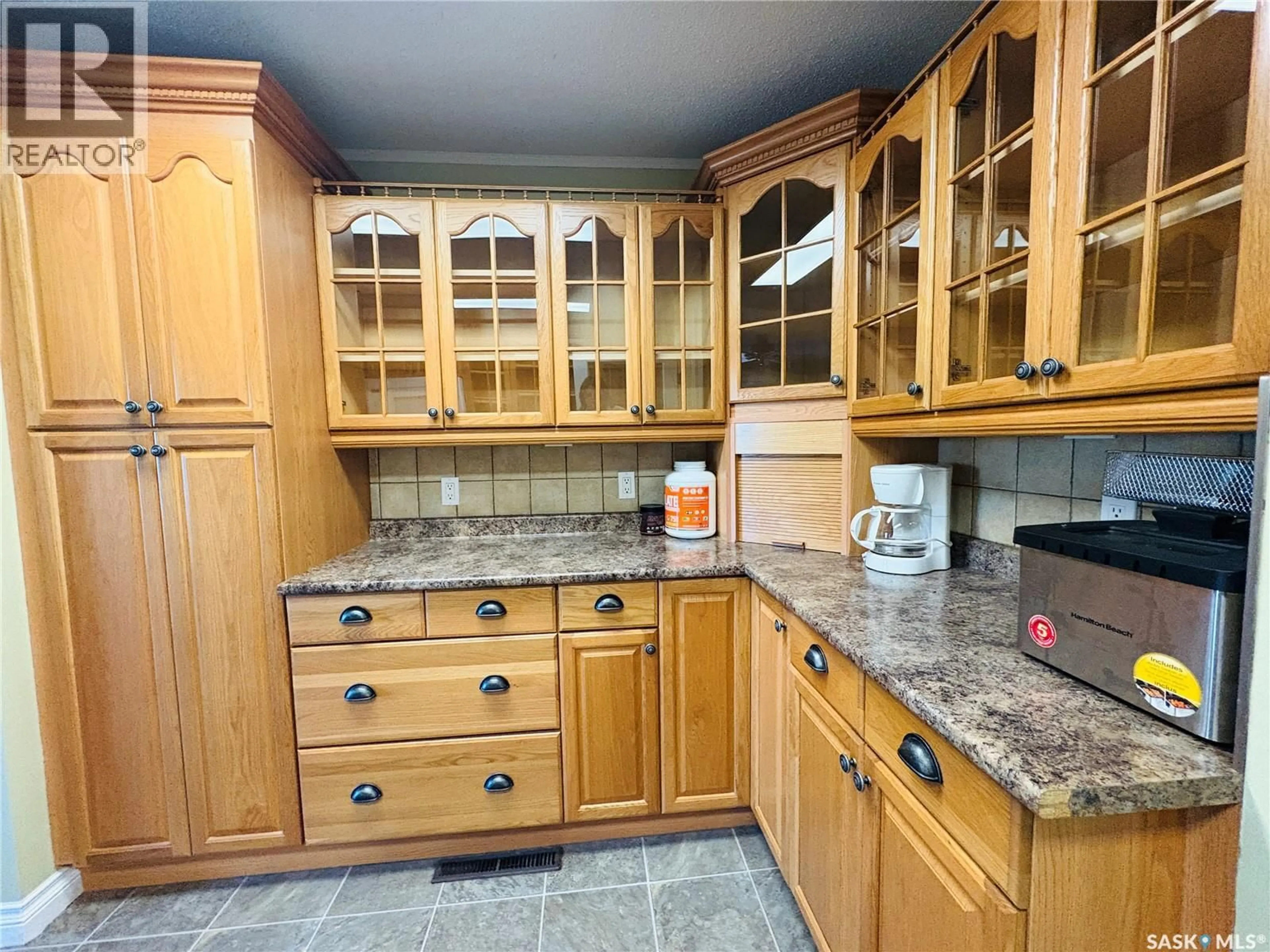 Standard kitchen, unknown for 117 KING STREET, Stewart Valley Saskatchewan S0N2P0