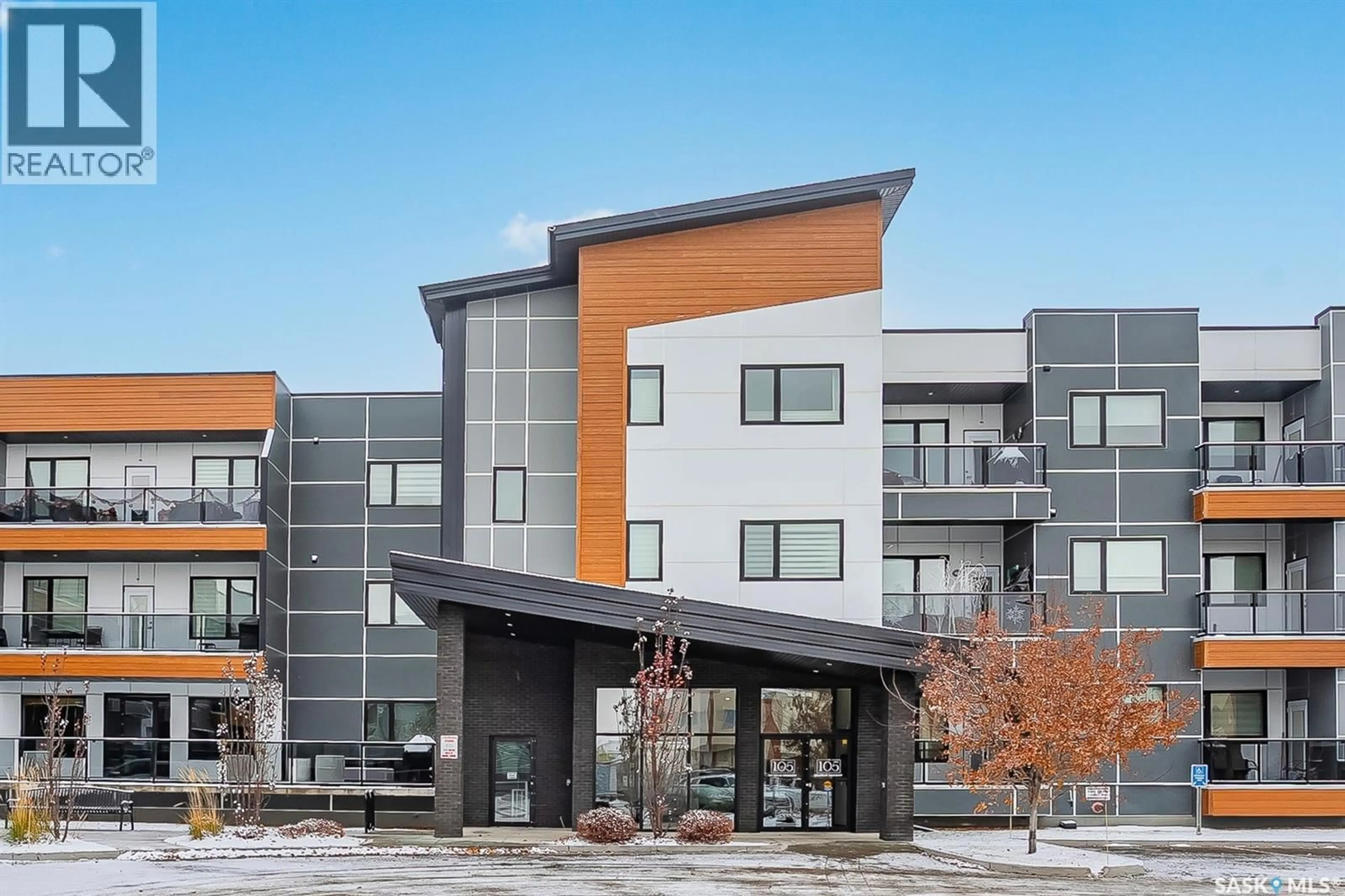 Patio, unknown for 105 - 300 WILLIS CRESCENT, Saskatoon Saskatchewan S7T0Z3