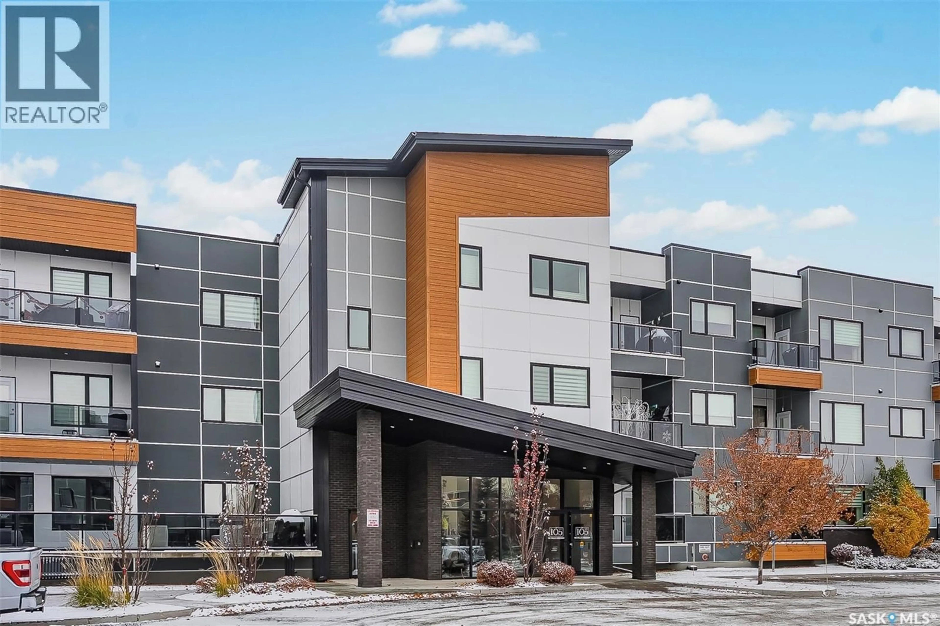 Unknown for 105 - 300 WILLIS CRESCENT, Saskatoon Saskatchewan S7T0Z3