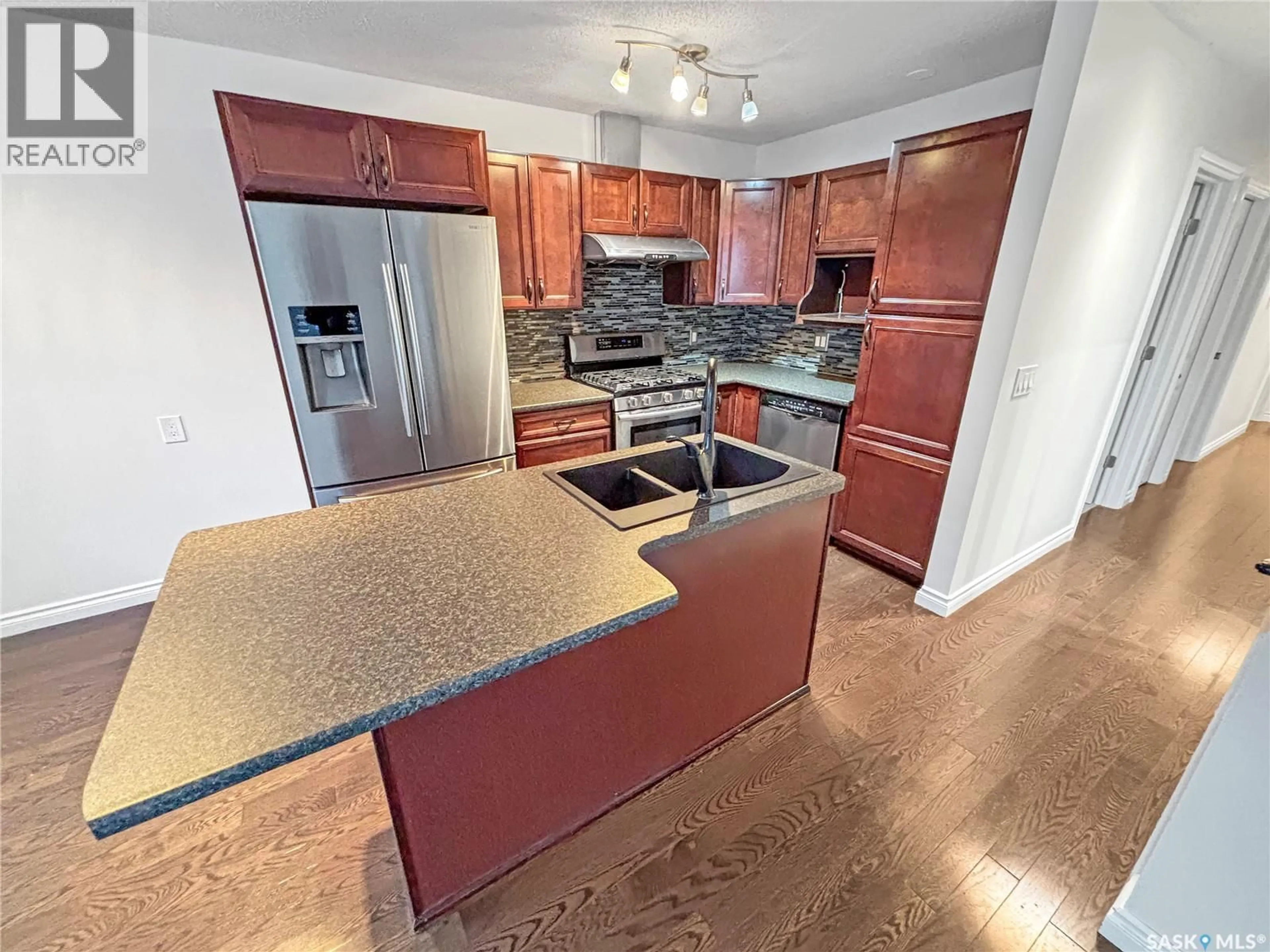 Standard kitchen, unknown for 1209 EDWARD AVENUE, Saskatoon Saskatchewan S7K3A9