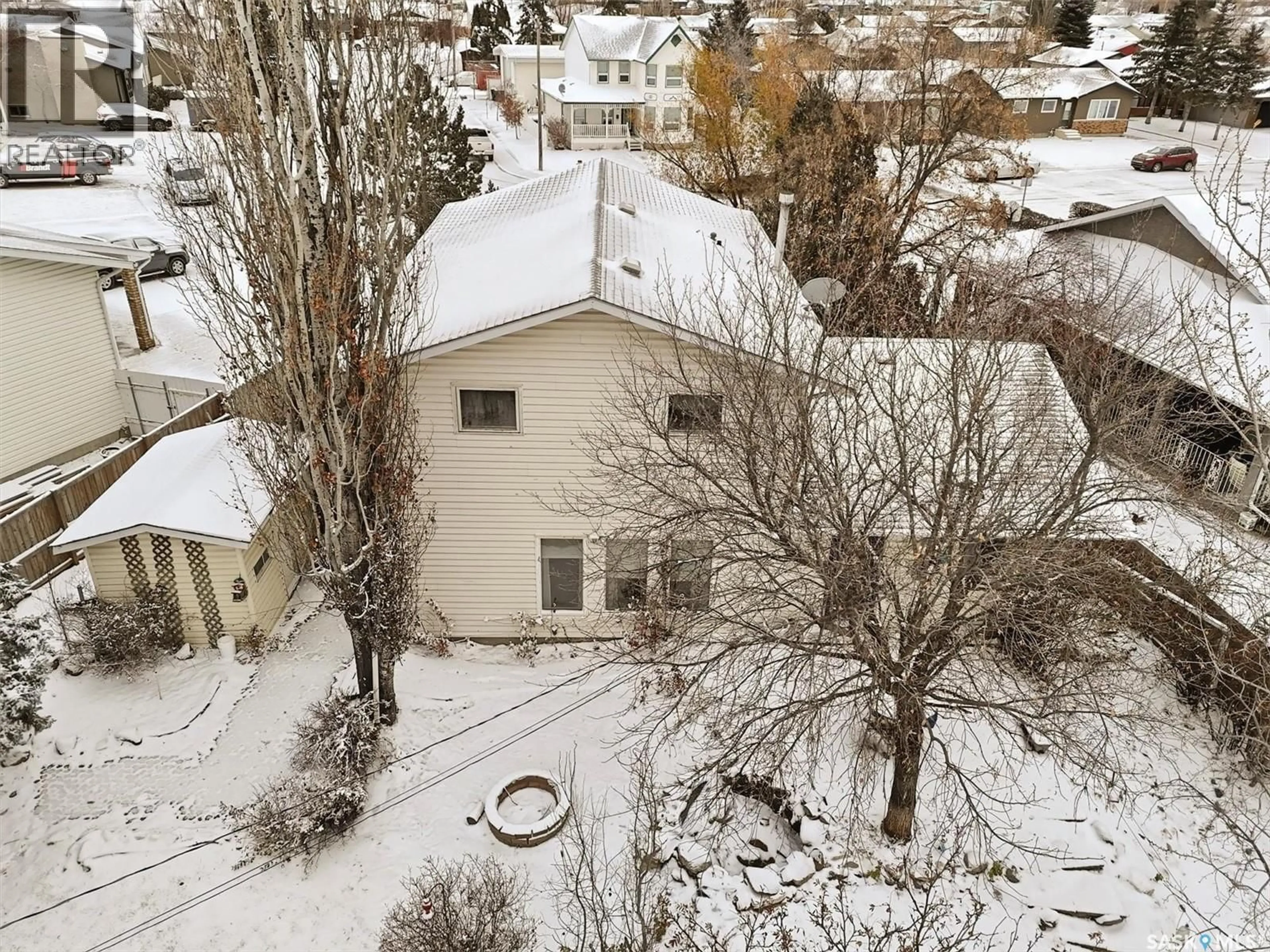 A pic from outside/outdoor area/front of a property/back of a property/a pic from drone, street for 330 FEHR CRESCENT, Martensville Saskatchewan S0K0A2