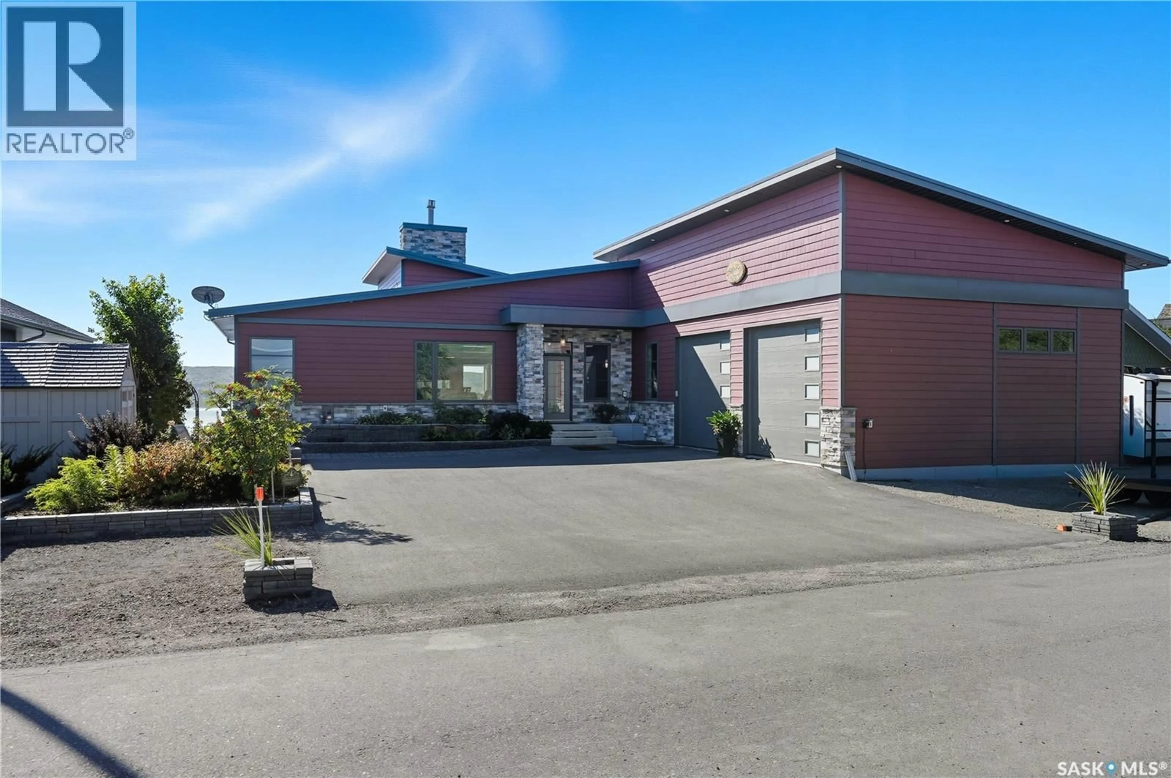 Indoor foyer for 38 AARON DRIVE, North Qu'Appelle Rm No. 187 Saskatchewan S0G1S0