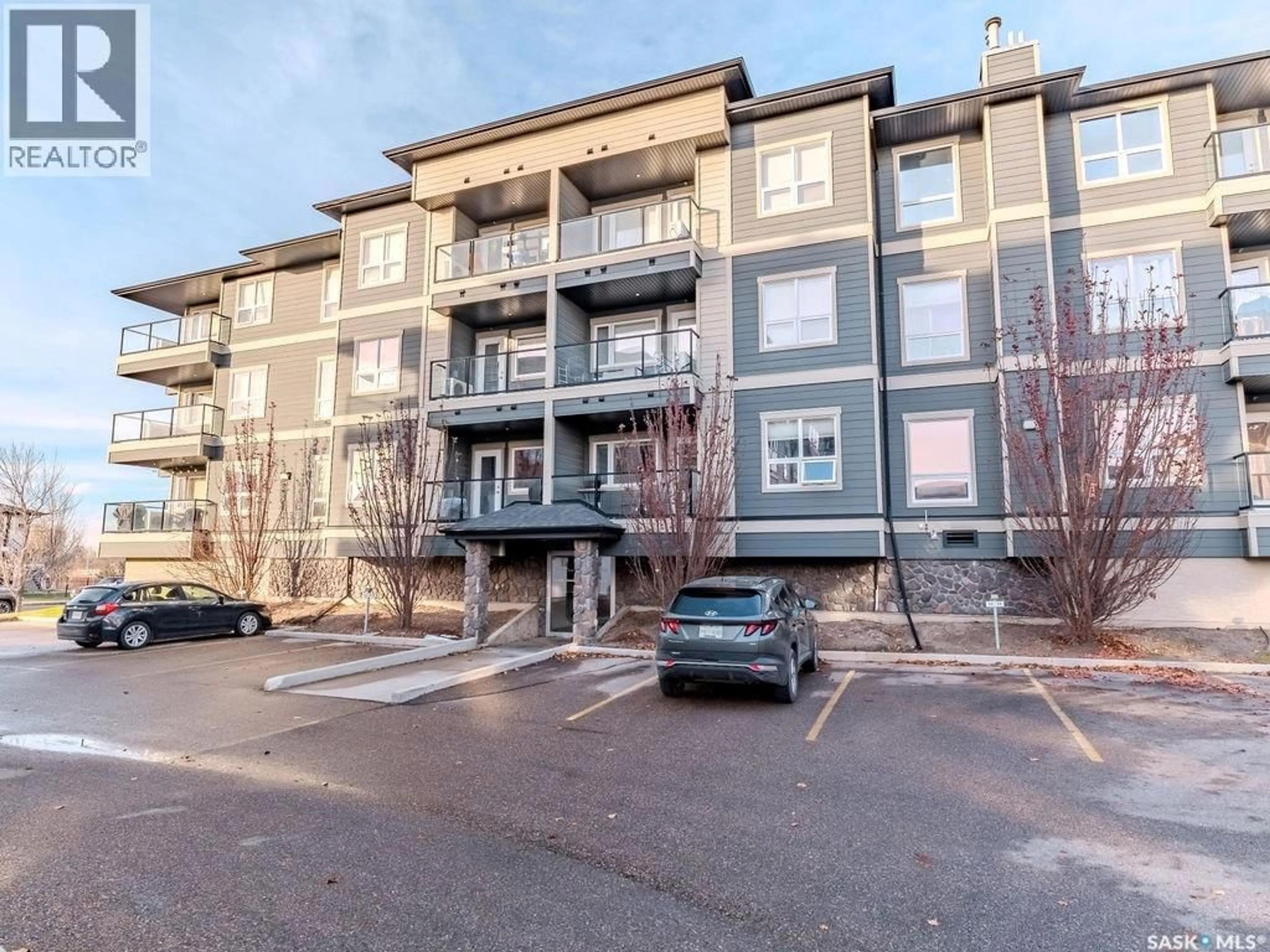 A pic from outside/outdoor area/front of a property/back of a property/a pic from drone, unknown for 6305 112 WILLIS CRESCENT, Saskatoon Saskatchewan S7T0N5