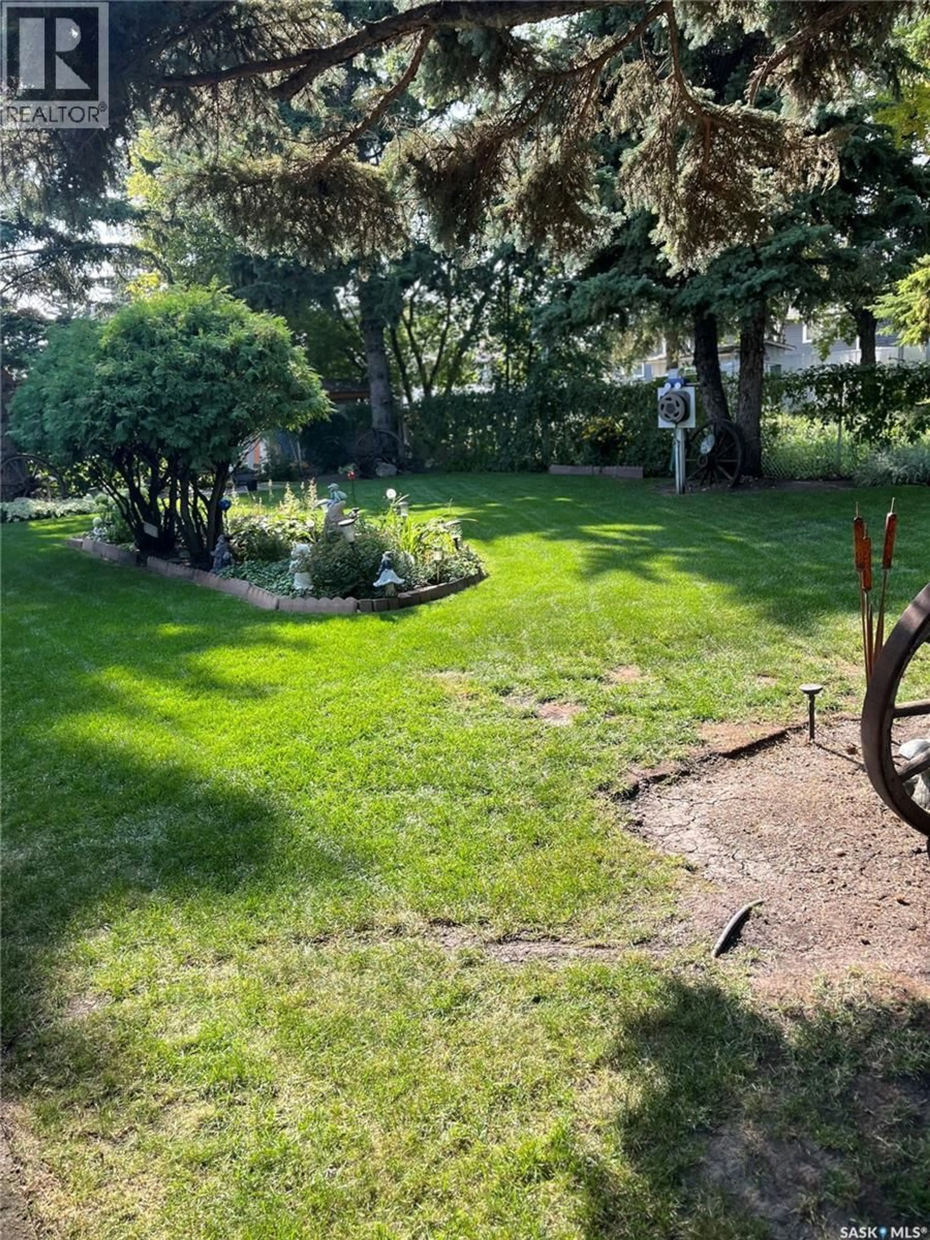A pic from outside/outdoor area/front of a property/back of a property/a pic from drone, unknown for 105 LANCASTER STREET, Melfort Saskatchewan S0E1A0