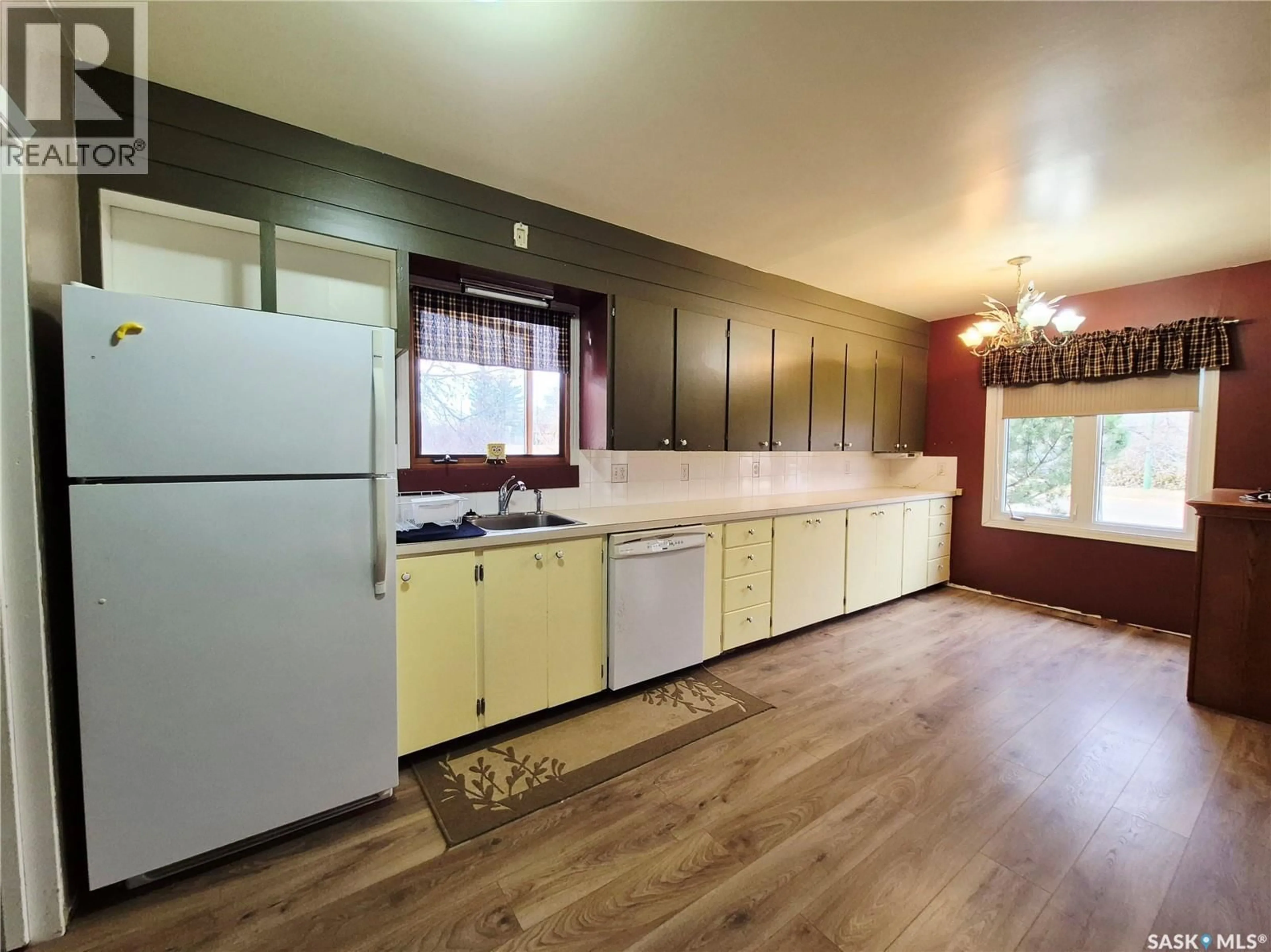 Standard kitchen, unknown for 111 ALFRED STREET, Kyle Saskatchewan S0L1T0