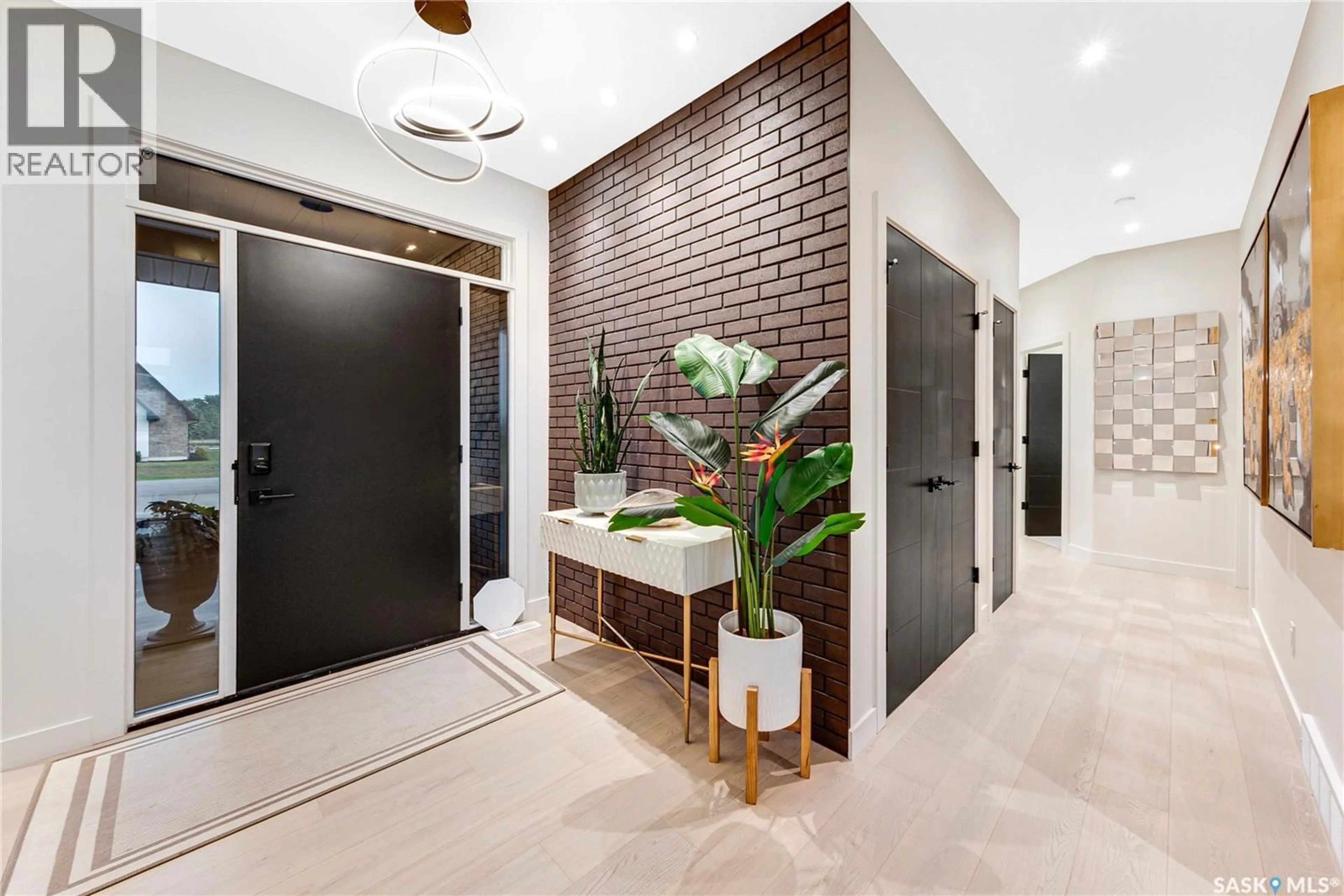 Indoor entryway for 225 EDGEMONT CRESCENT, Corman Park Rm No. 344 Saskatchewan S7T0Z8