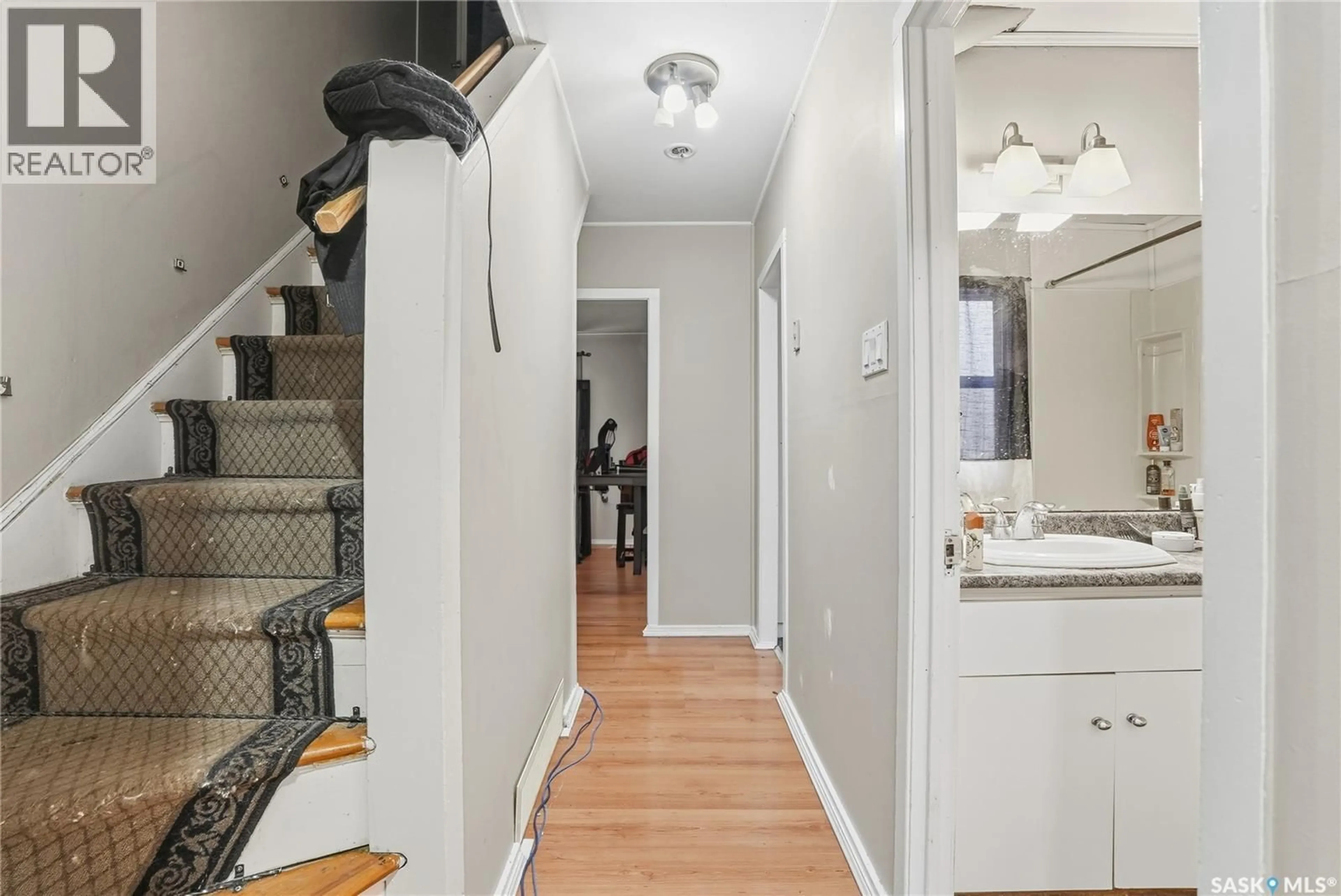 Unknown for 1401 2ND AVENUE, Saskatoon Saskatchewan S7K2E7