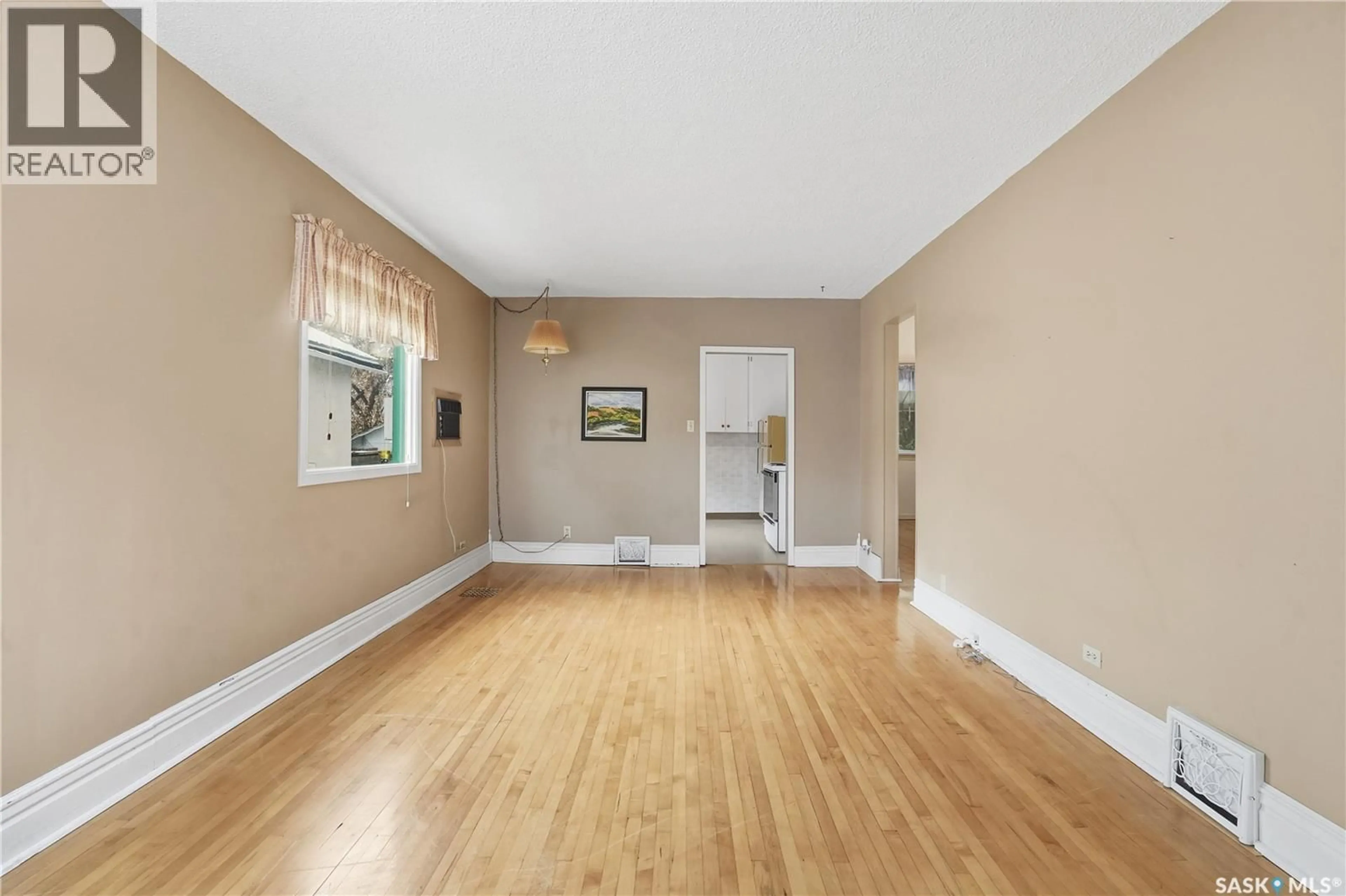 A pic of a room for 1352 ARGYLE STREET, Regina Saskatchewan S4T3R9