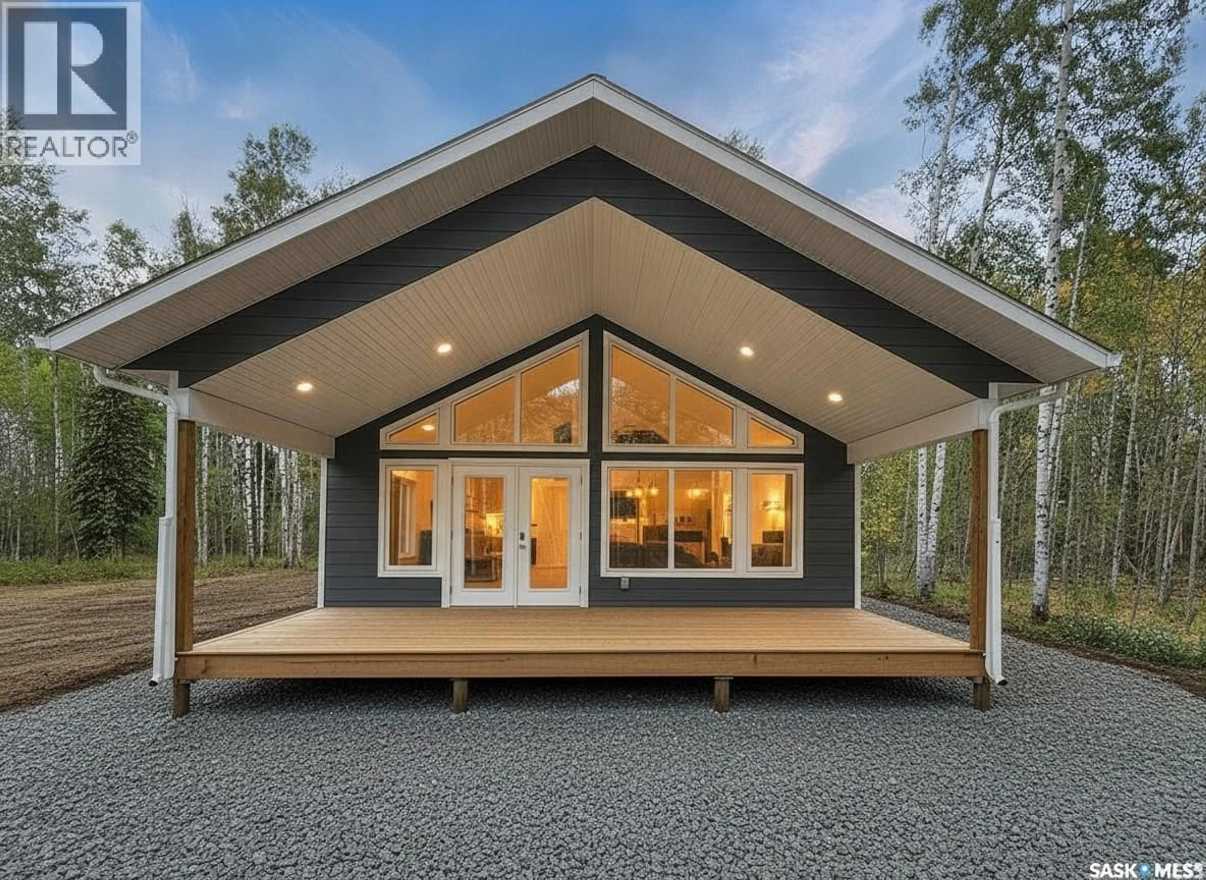 Home with vinyl exterior material, unknown for 20 VALLEY RIDGE ROAD, Candle Lake Saskatchewan S0J3E0