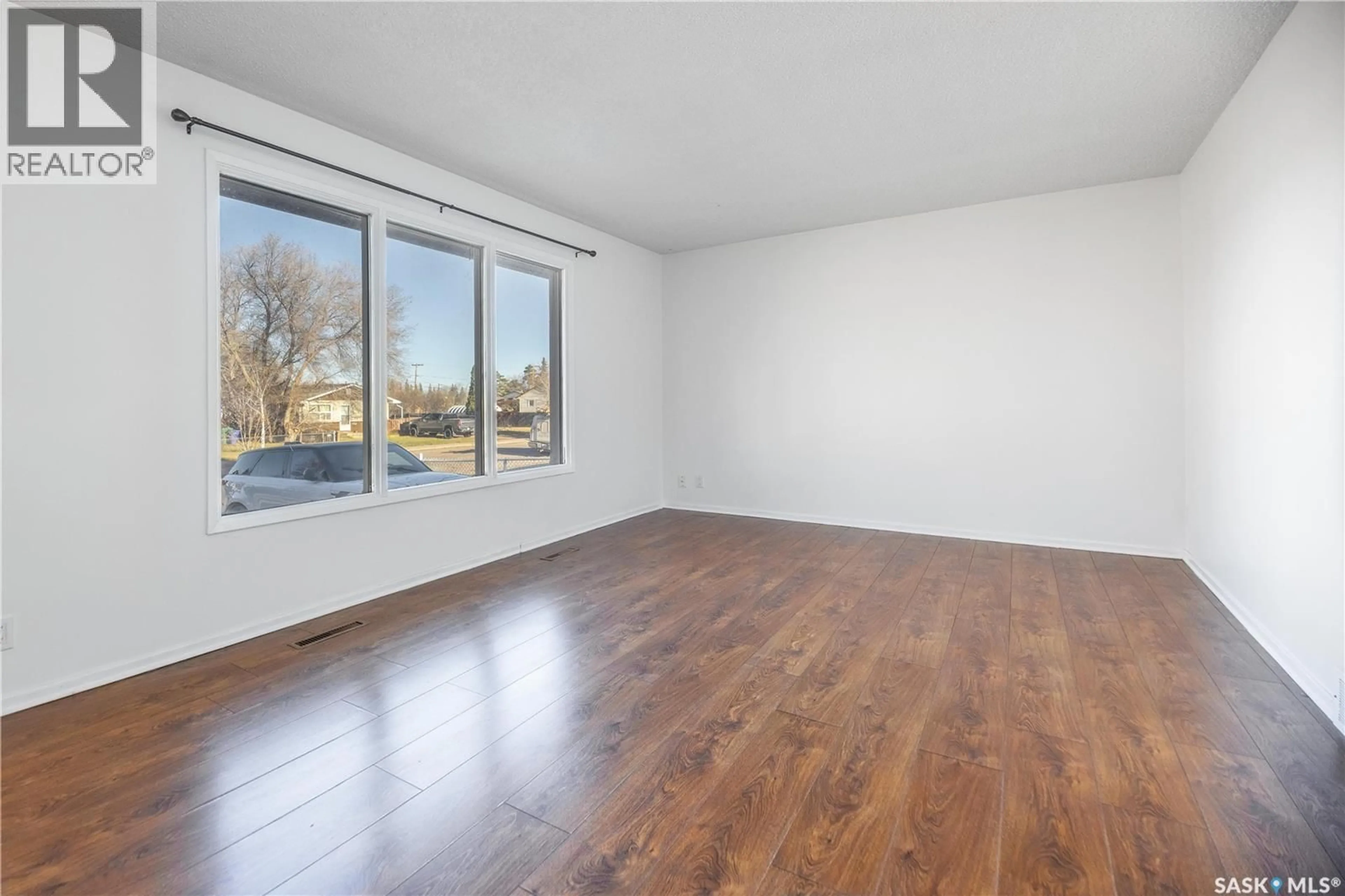 A pic of a room for 1243 1ST STREET, Prince Albert Saskatchewan S6V0E2