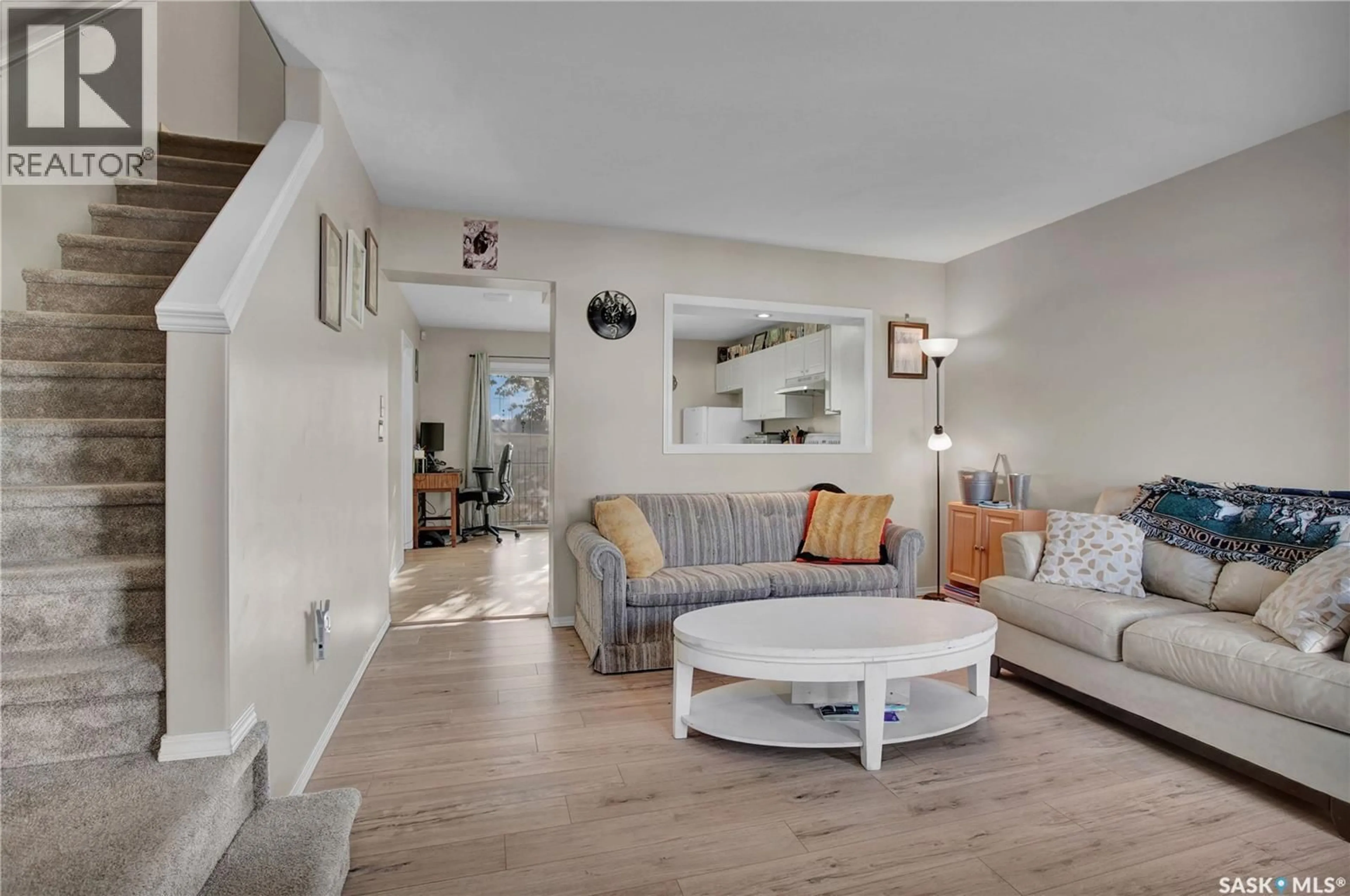 Living room with furniture, unknown for 147 670 KENDERDINE ROAD, Saskatoon Saskatchewan S7N4W4