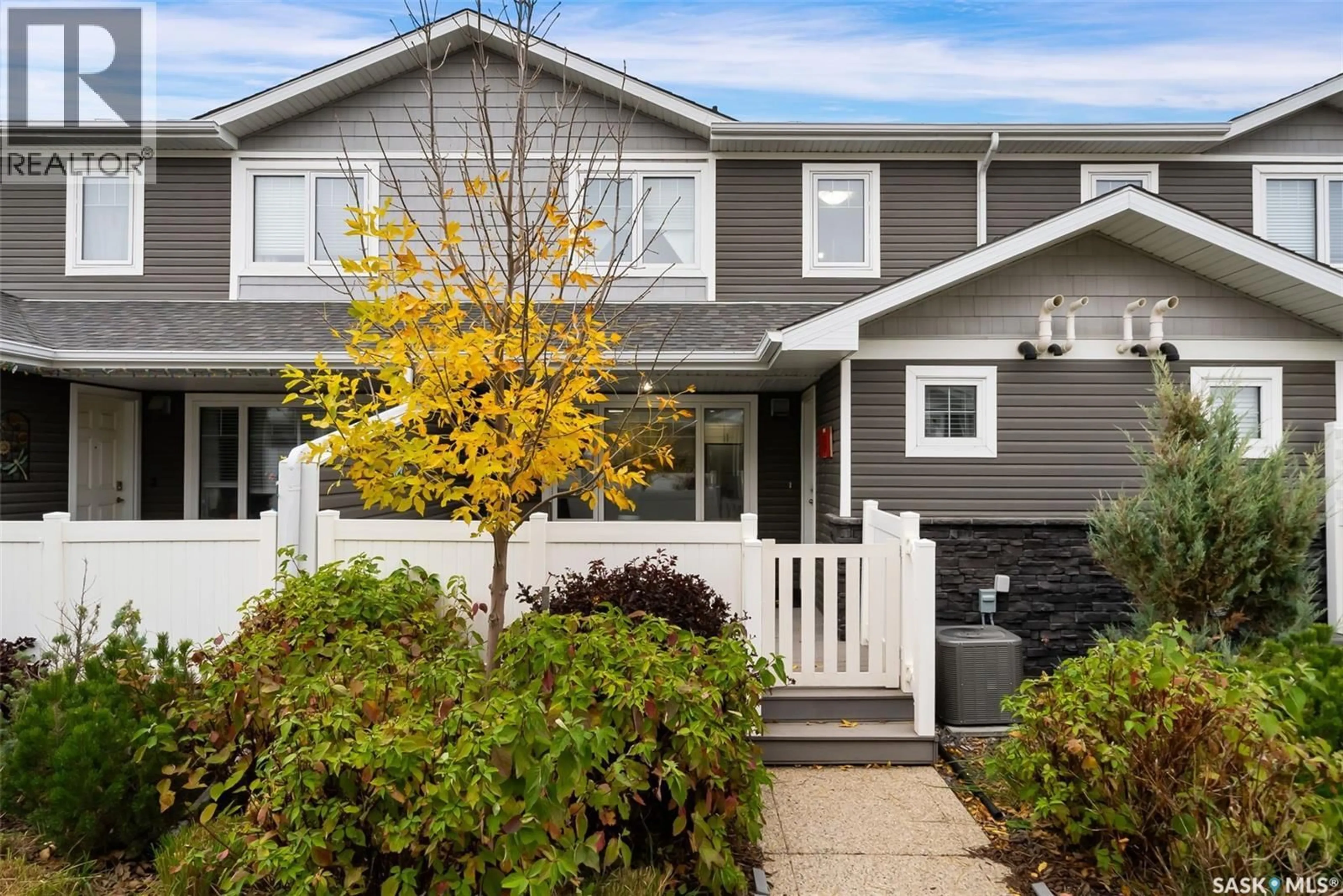 Home with vinyl exterior material, street for 3459 ELGAARD DRIVE, Regina Saskatchewan S4X0N4