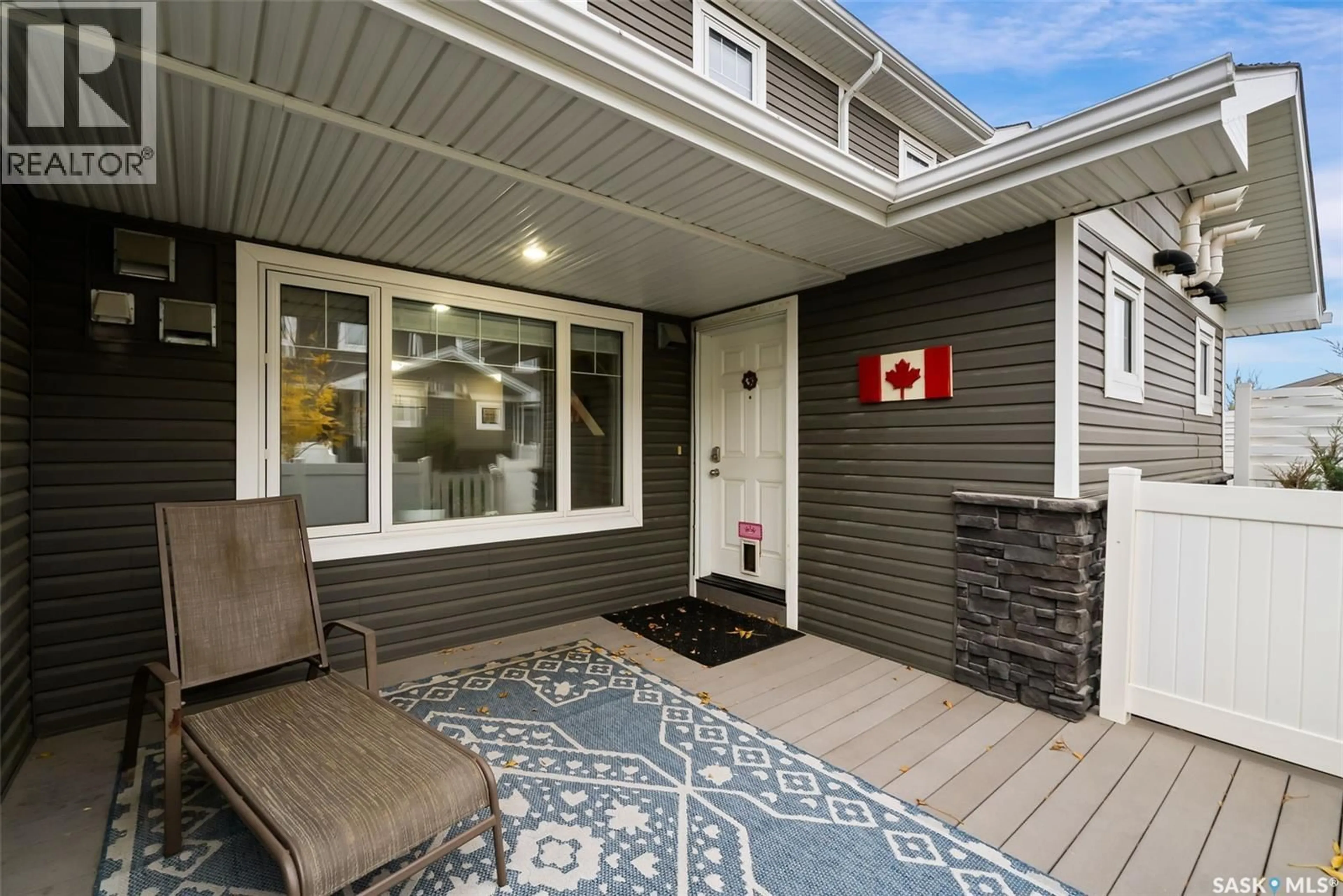 Indoor entryway for 3459 ELGAARD DRIVE, Regina Saskatchewan S4X0N4