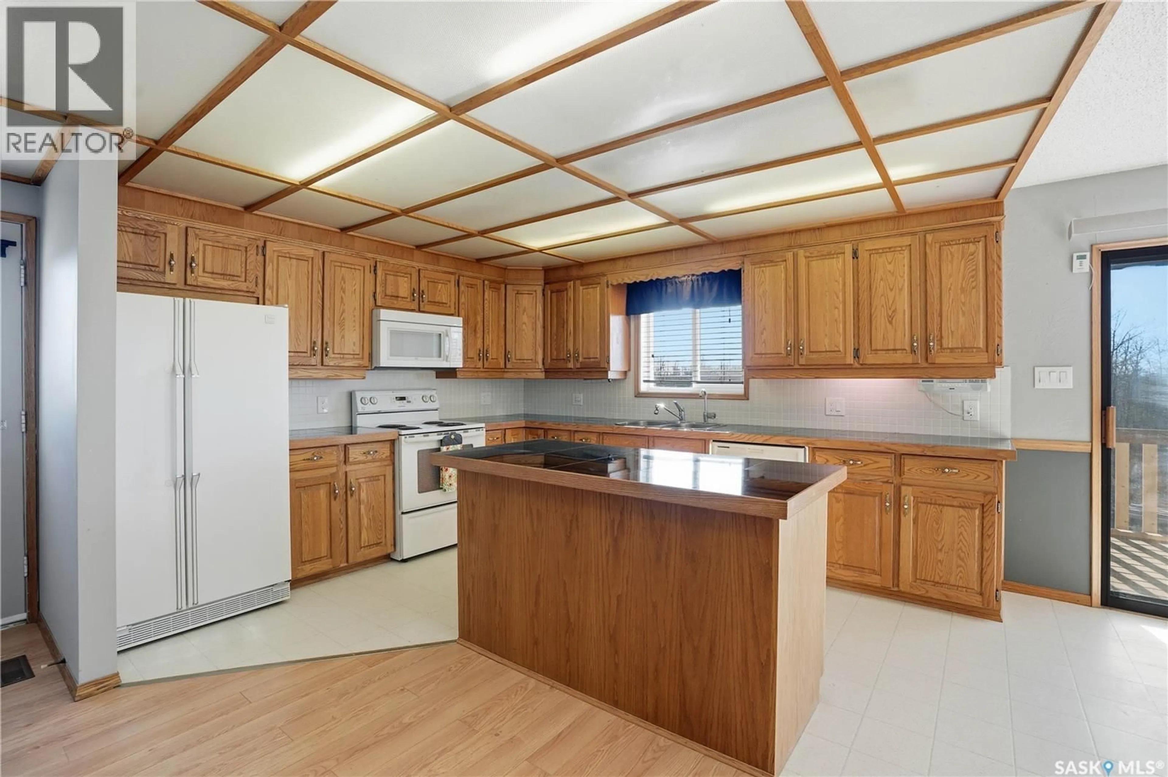 Standard kitchen, unknown for KASAHOFF ACREAGE, Corman Park Rm No. 344 Saskatchewan S0K2L0
