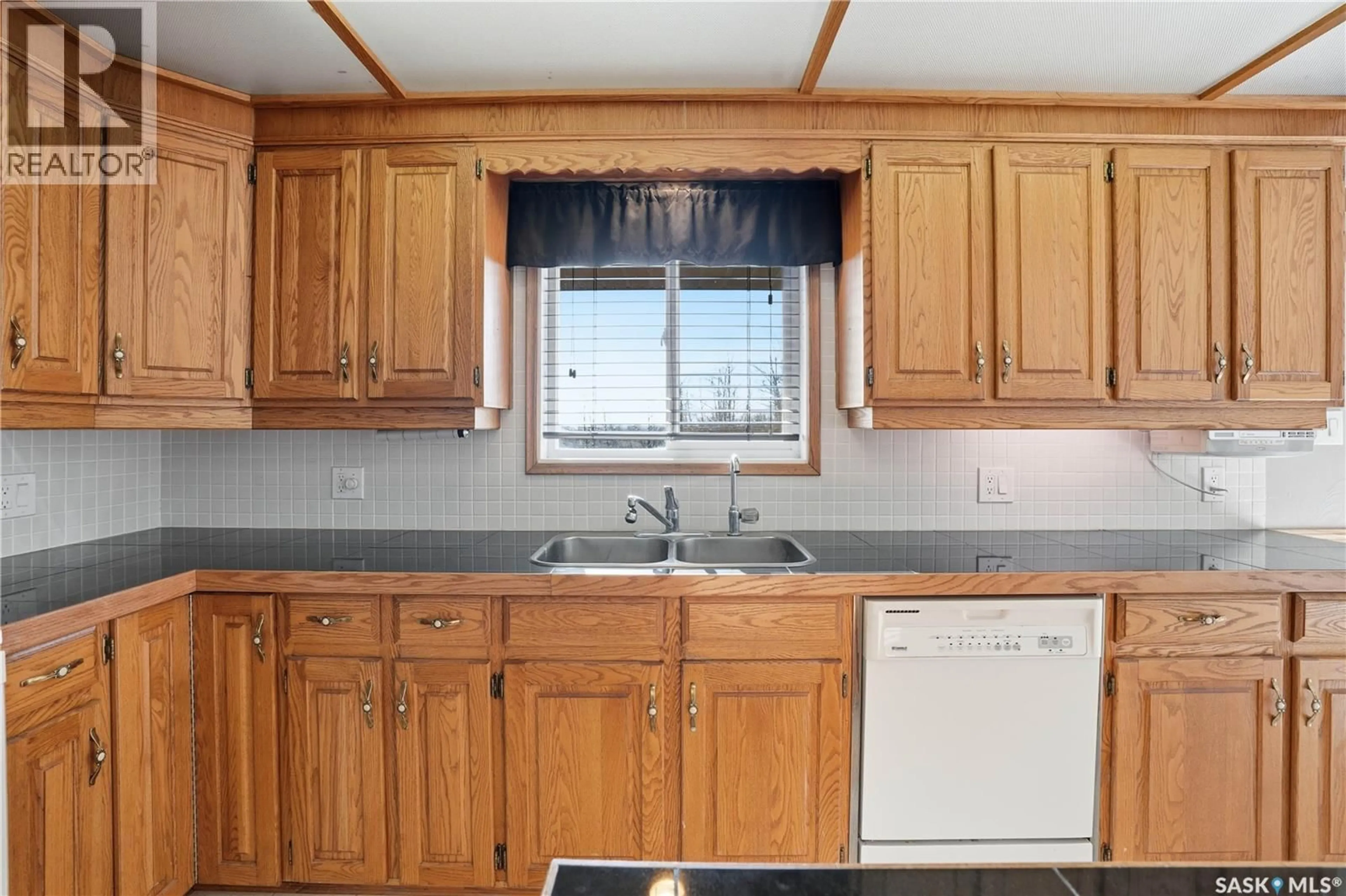 Standard kitchen, unknown for KASAHOFF ACREAGE, Corman Park Rm No. 344 Saskatchewan S0K2L0