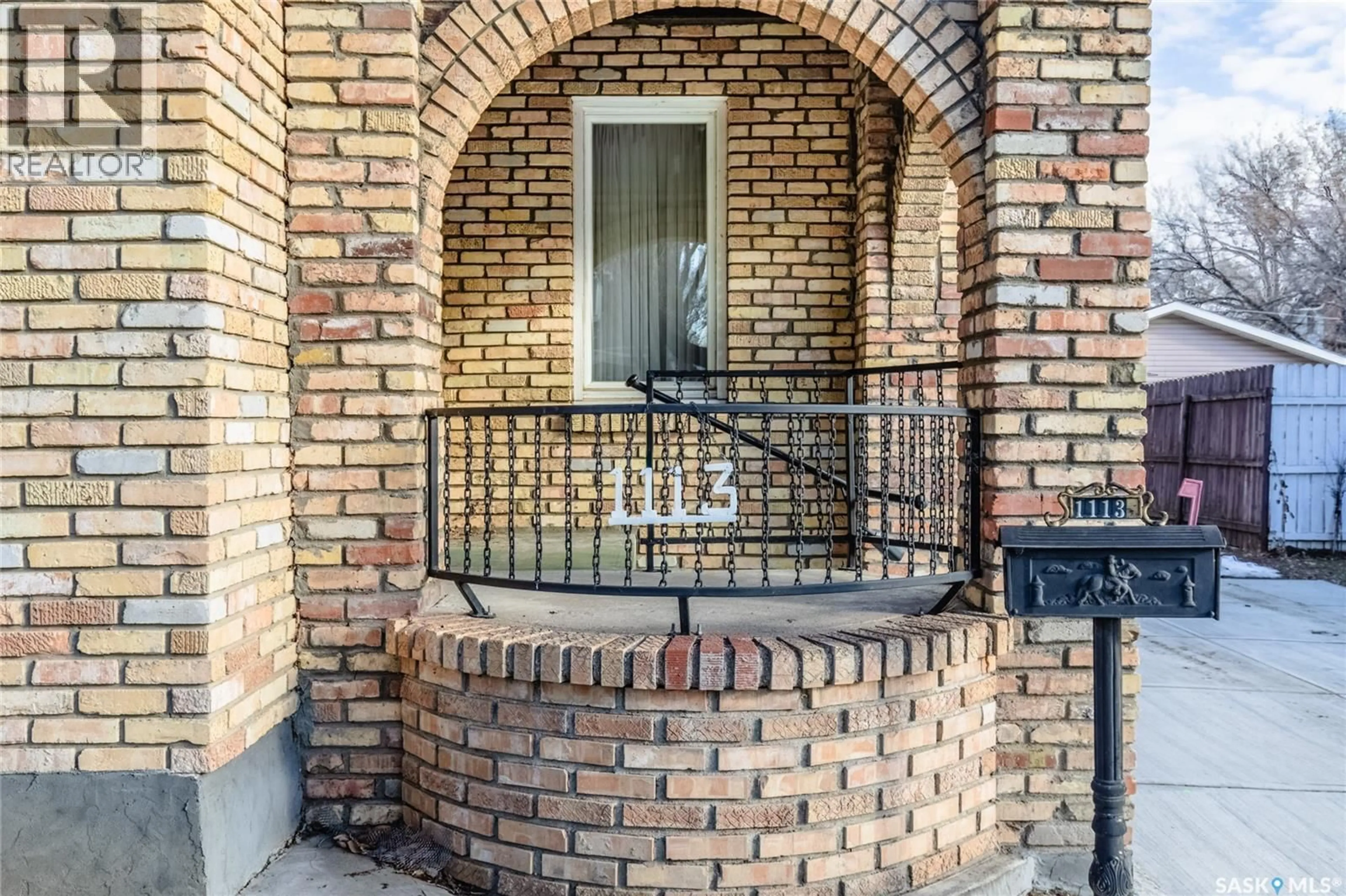 Unknown for 1113 2ND AVENUE, Moose Jaw Saskatchewan S6H3R4