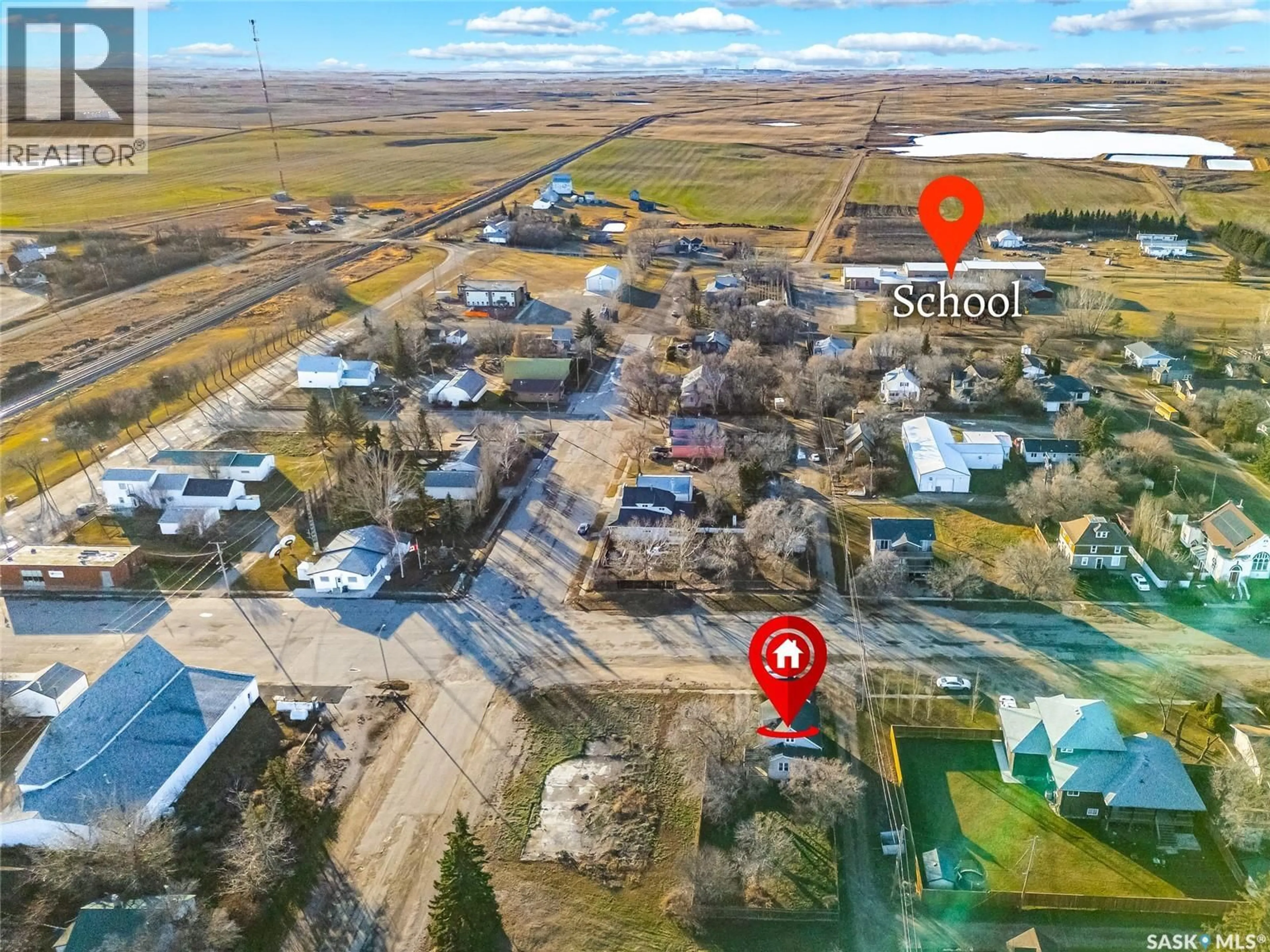 A pic from outside/outdoor area/front of a property/back of a property/a pic from drone, street for 101 DURHAM STREET, Viscount Saskatchewan S0K0H4
