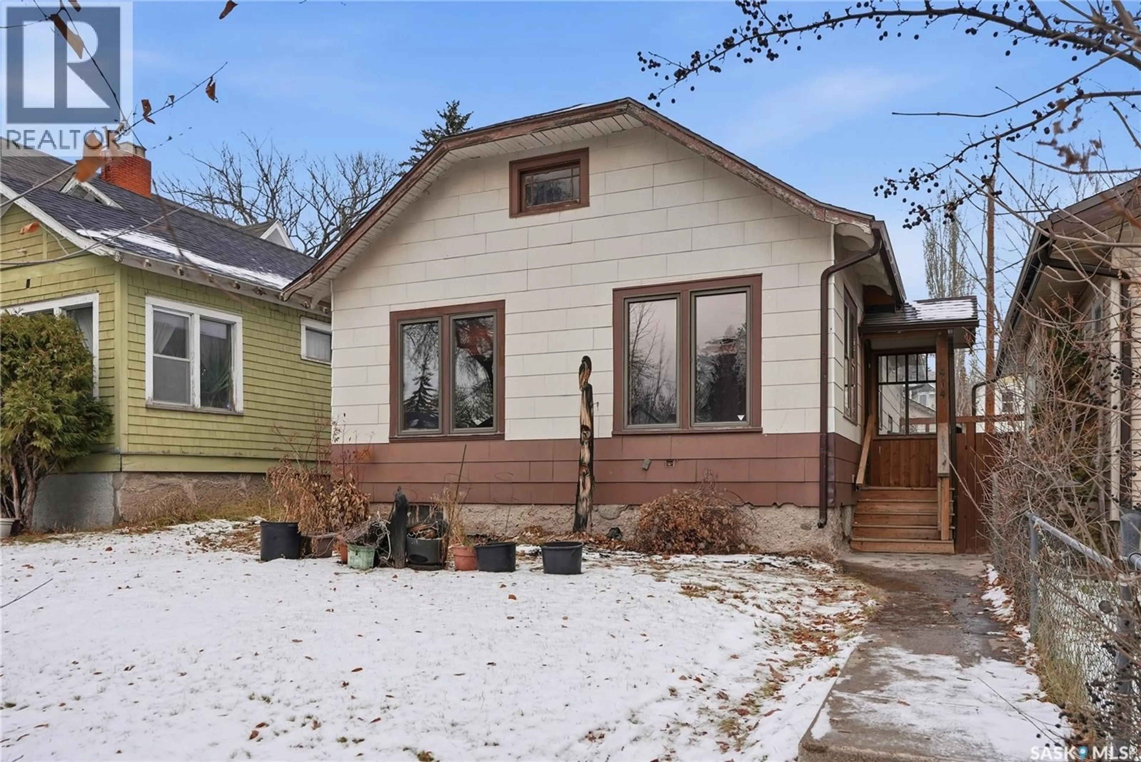 Unknown for 414 26TH STREET, Saskatoon Saskatchewan S7L0H9