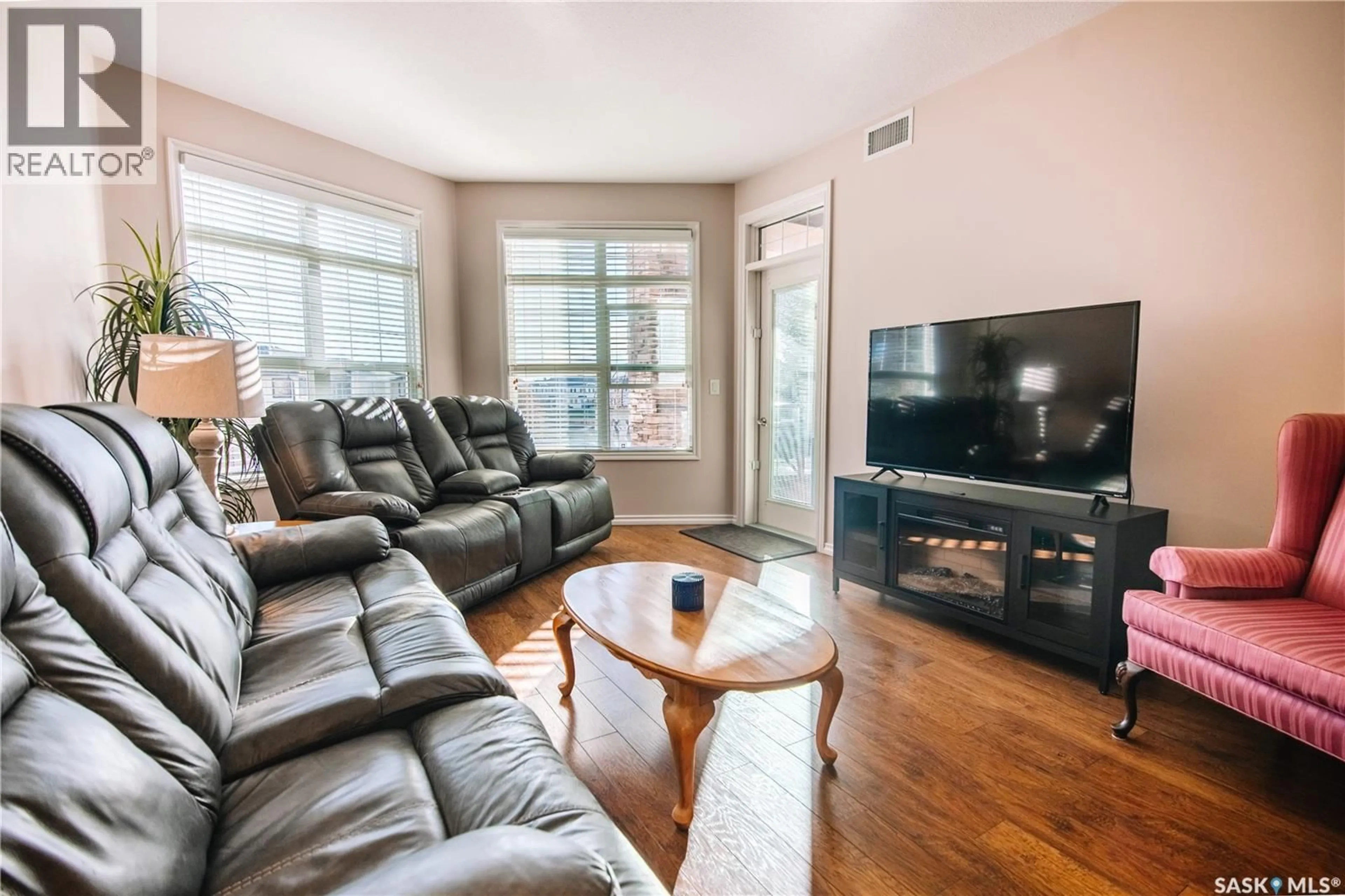 Living room with furniture, unknown for 104 2150 HESELTINE ROAD, Regina Saskatchewan S4V1K9