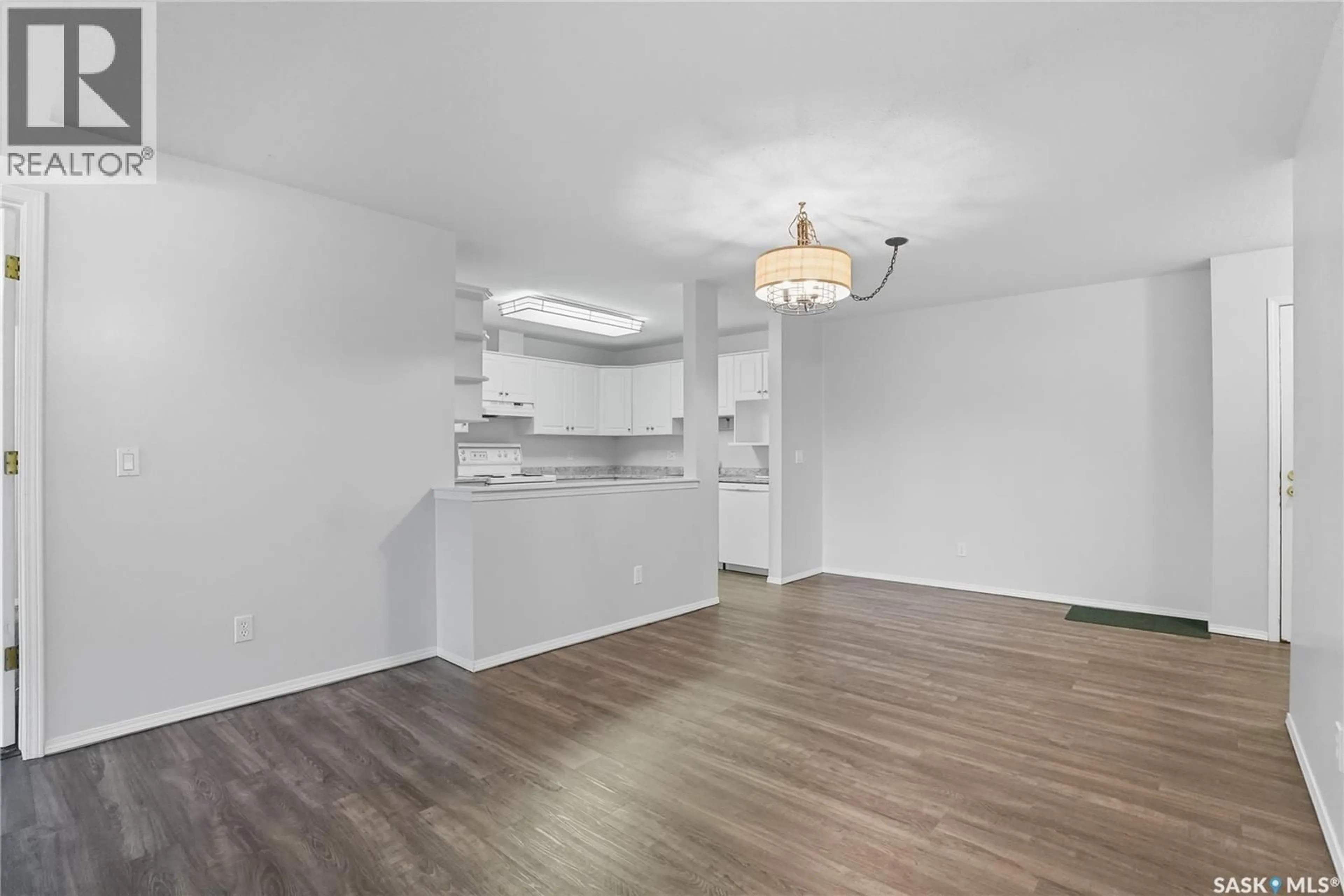 A pic of a room for 211 1735 MCKERCHER DRIVE, Saskatoon Saskatchewan S7H5N6