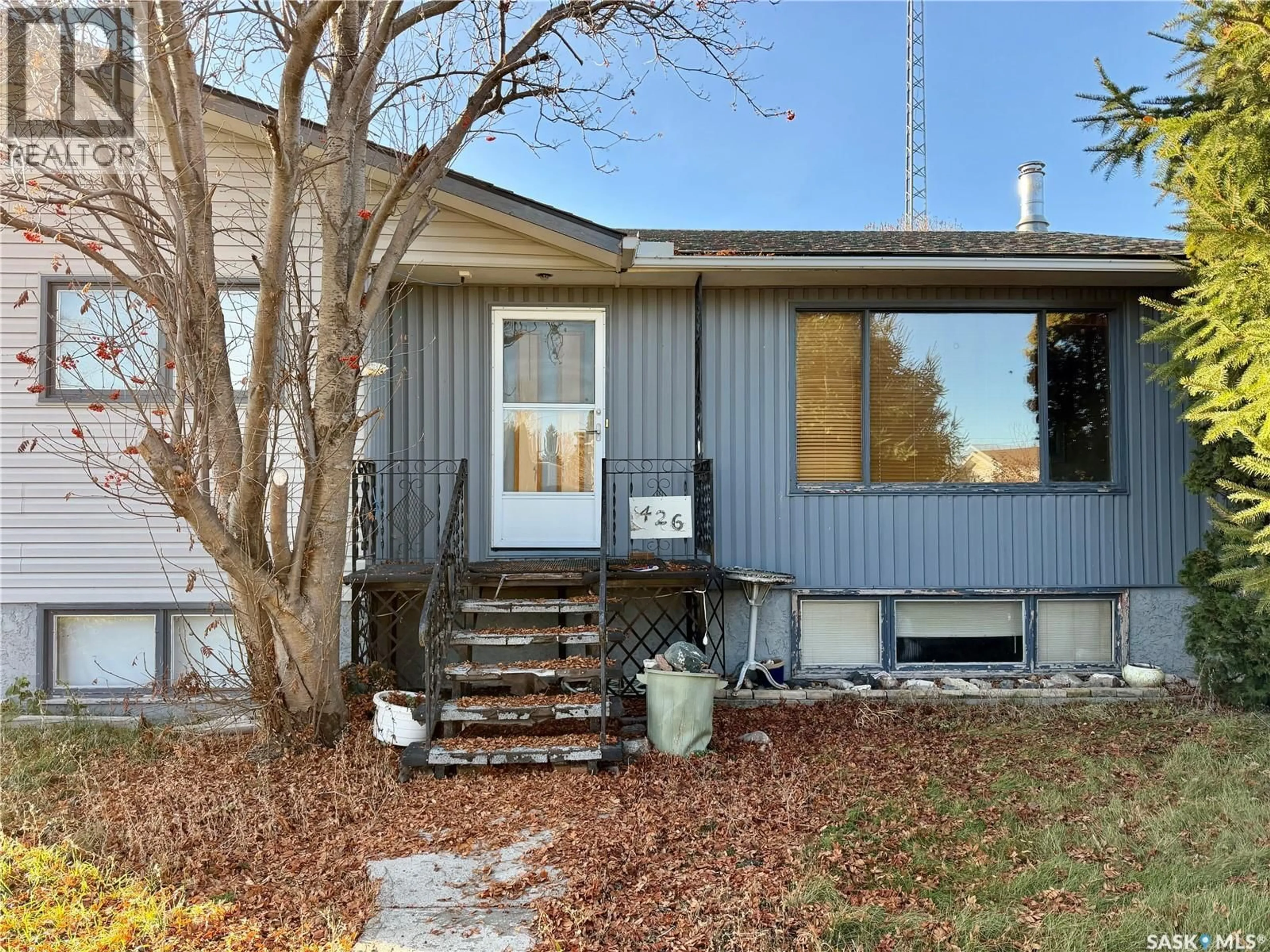 Home with vinyl exterior material, street for 426 CENTENNIAL DRIVE, Strasbourg Saskatchewan S0G4V0