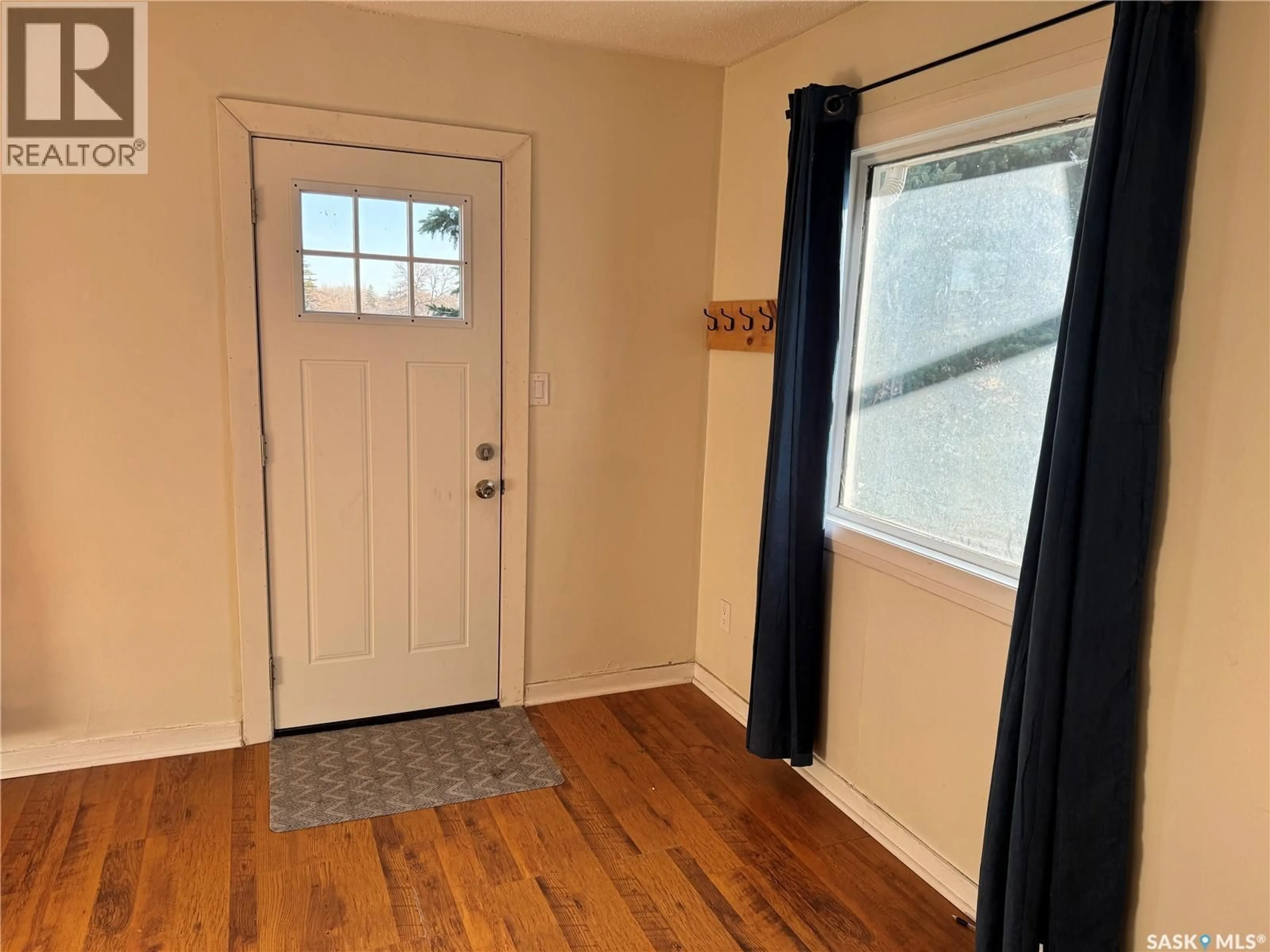 Unknown for 201 Y AVENUE, Saskatoon Saskatchewan S7M3J4