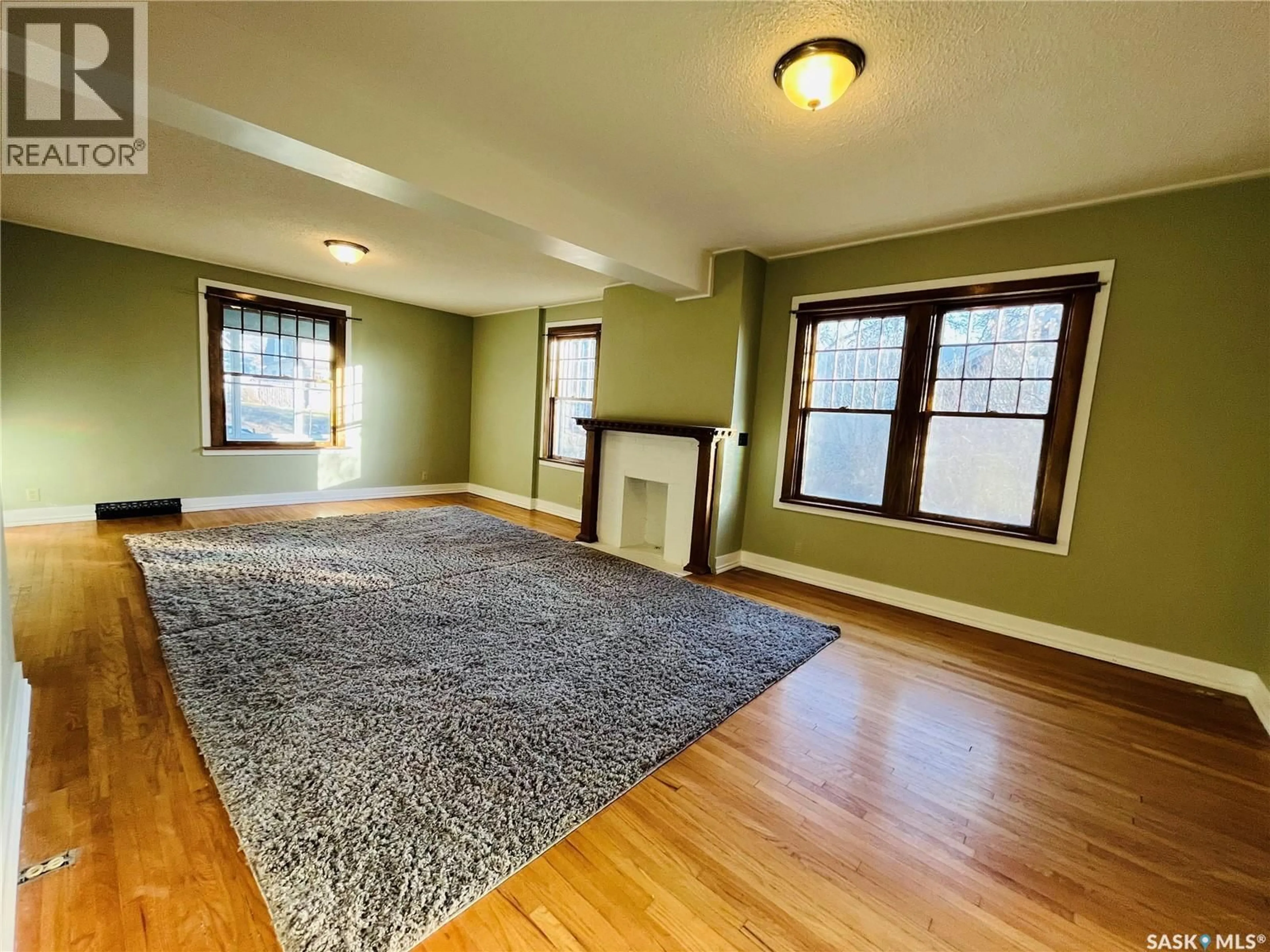 Unknown for 456 3RD AVENUE, Swift Current Saskatchewan S9H2H2