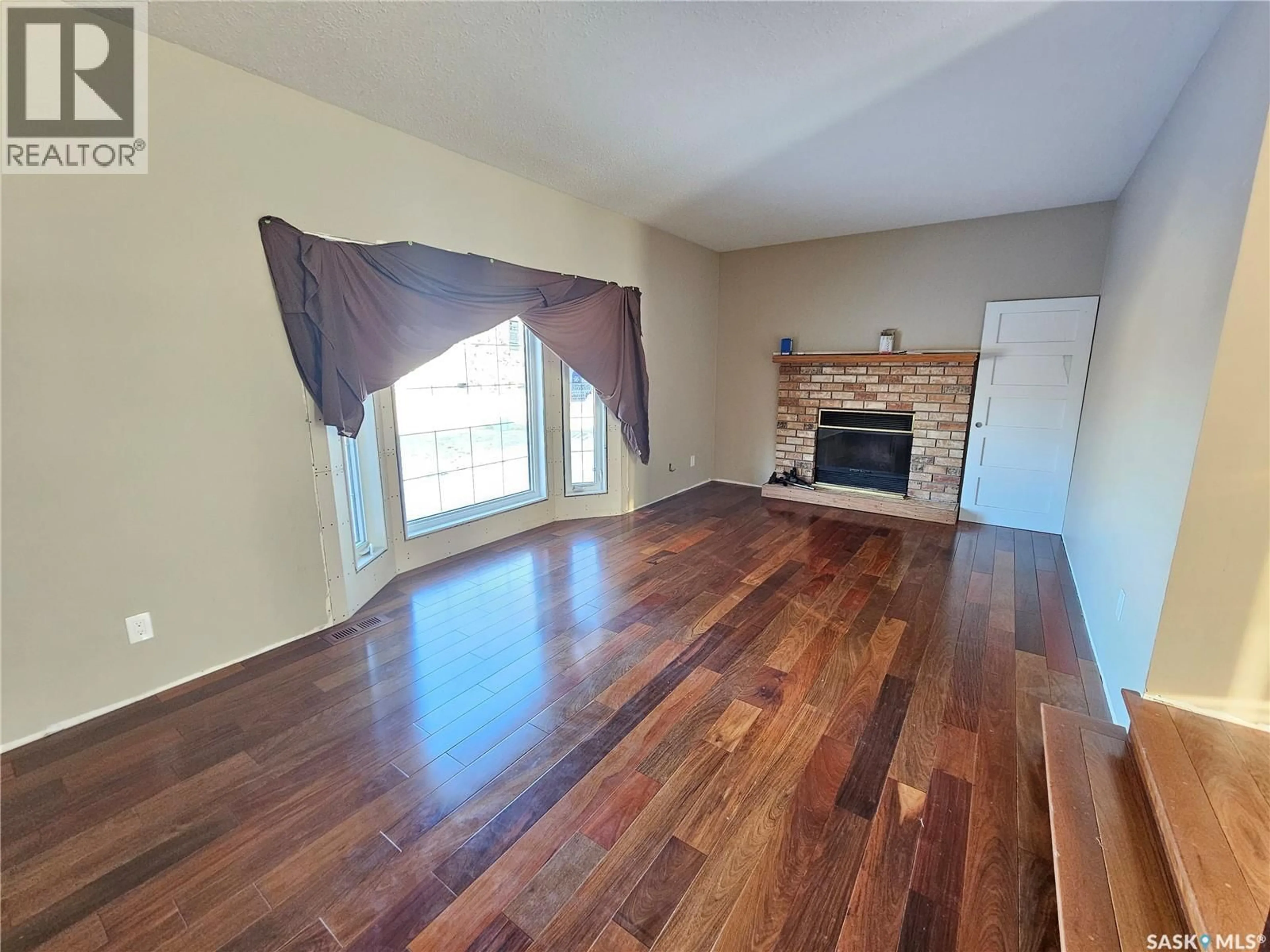 A pic of a room for 320 9TH AVENUE, Meadow Lake Saskatchewan S9X1H1