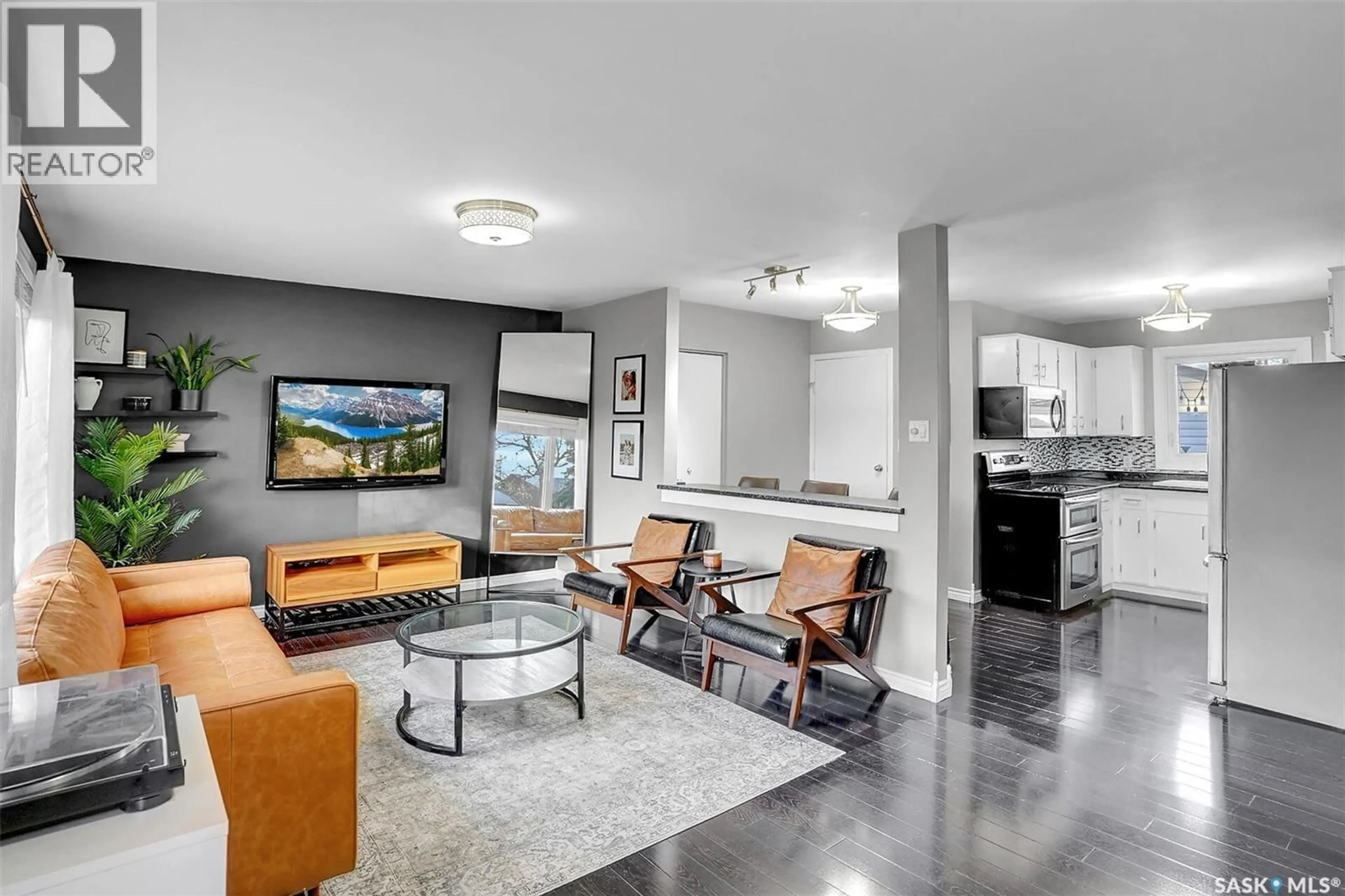 Living room with furniture, unknown for 50 NEWSTEAD AVENUE, Regina Saskatchewan S4X1H2