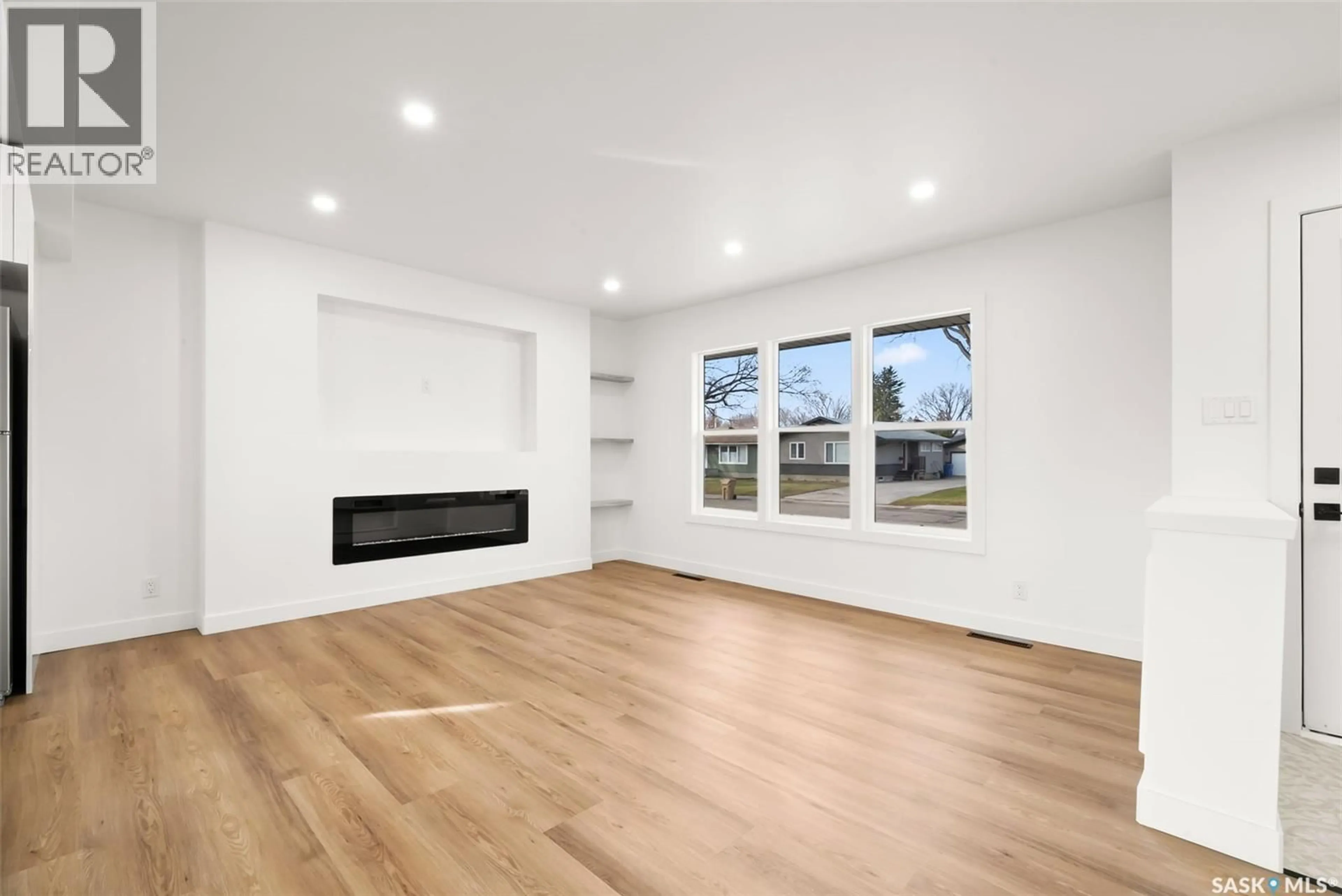 A pic of a room for 35 LAIRD CRESCENT, Regina Saskatchewan S4R4N7