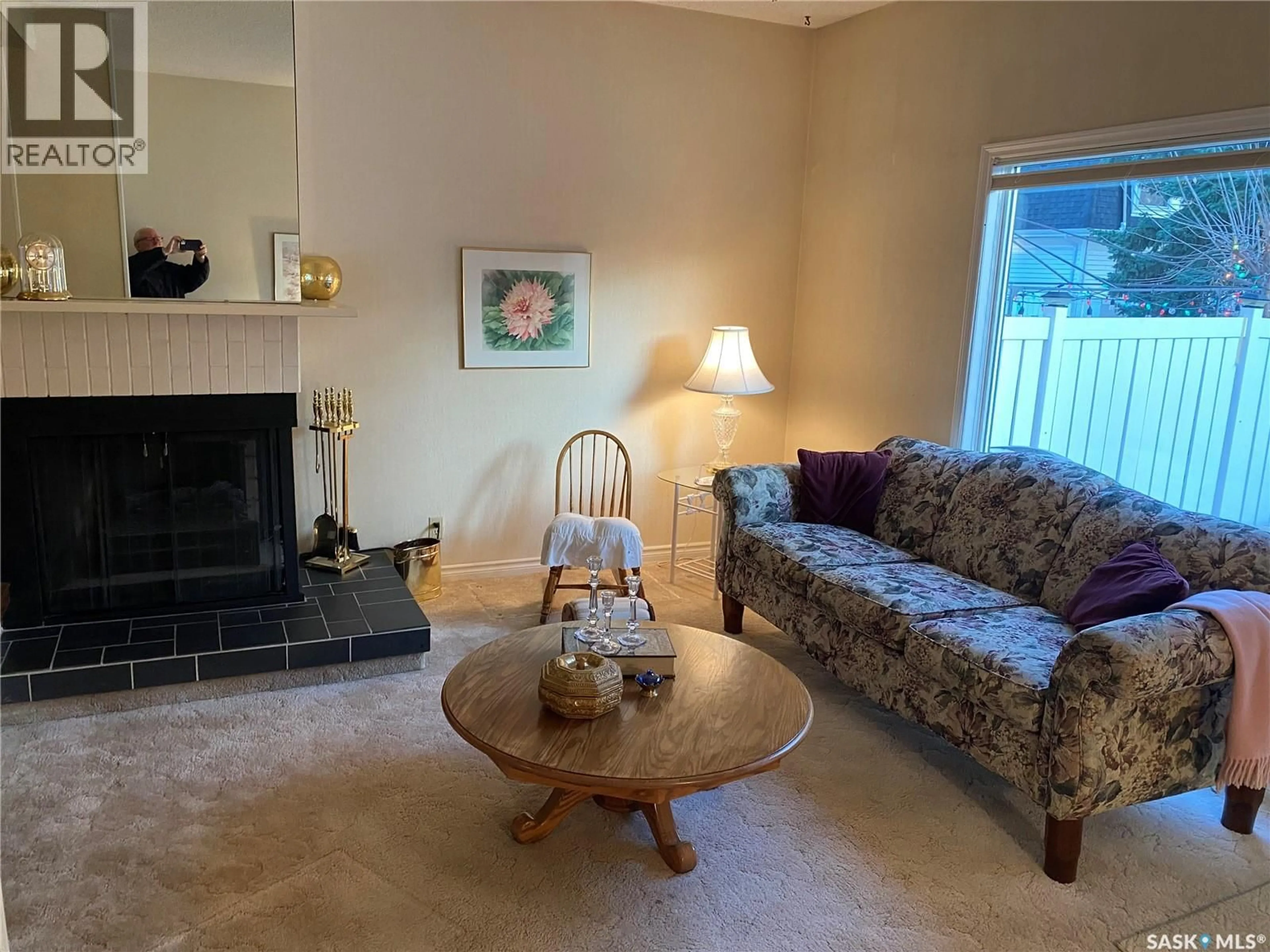 Living room with furniture, unknown for 4133 GORDON ROAD, Regina Saskatchewan S4S6N5