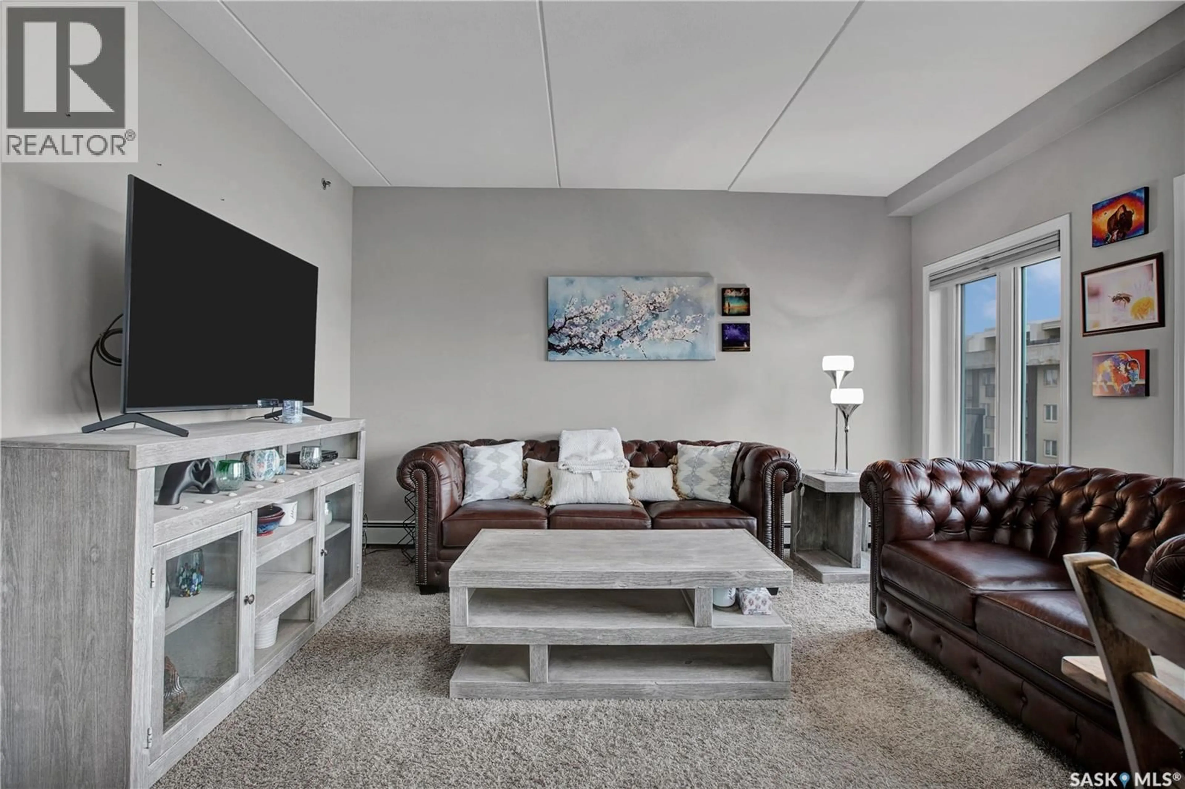 Living room with furniture, unknown for N - 708 550 4TH AVENUE, Saskatoon Saskatchewan S7K2M7