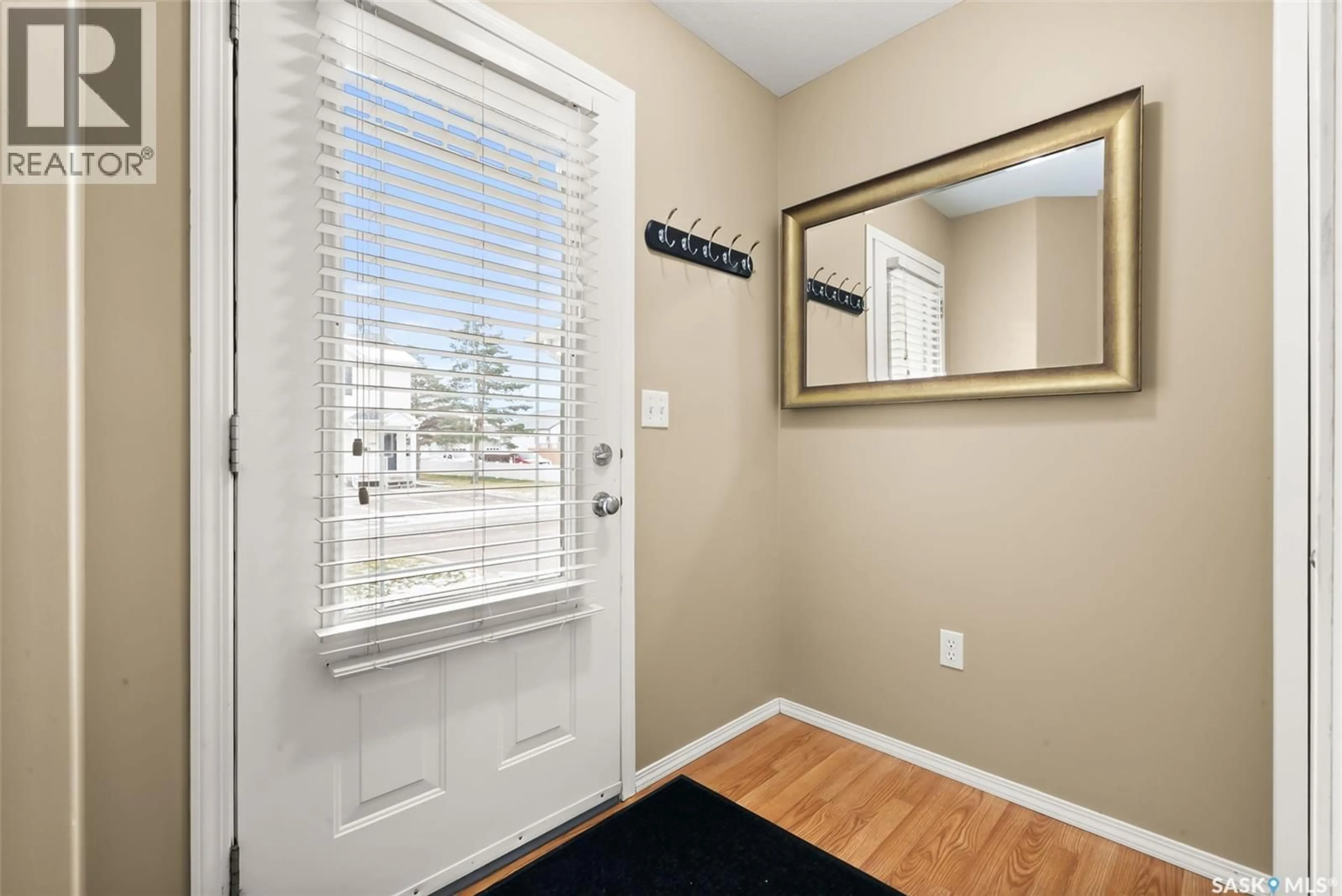 Indoor entryway for 4688 MARIGOLD DRIVE, Regina Saskatchewan S4X4S5