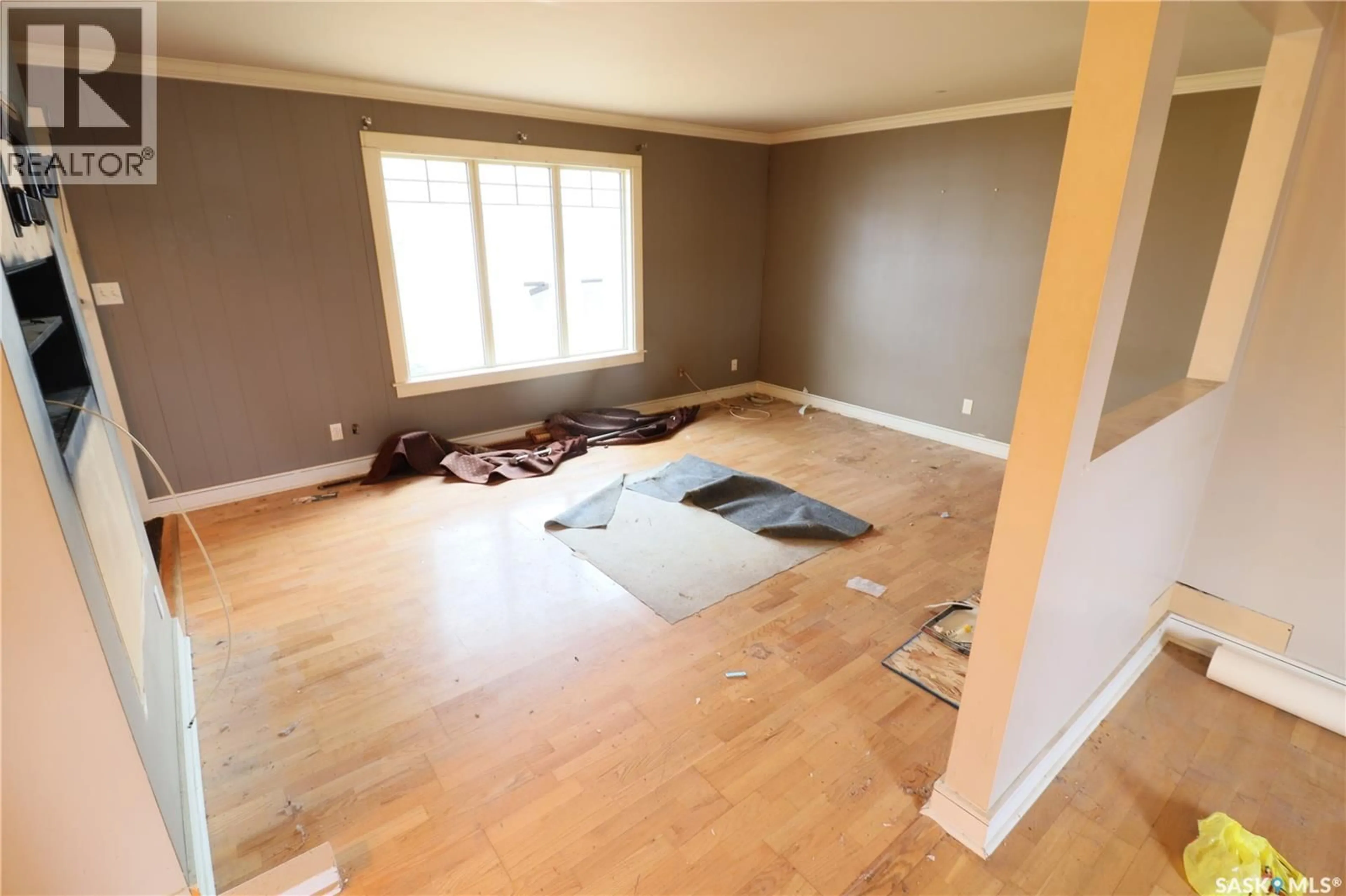 A pic of a room for 2516 TOMLINSON CRESCENT, Saskatoon Saskatchewan S7L3N2