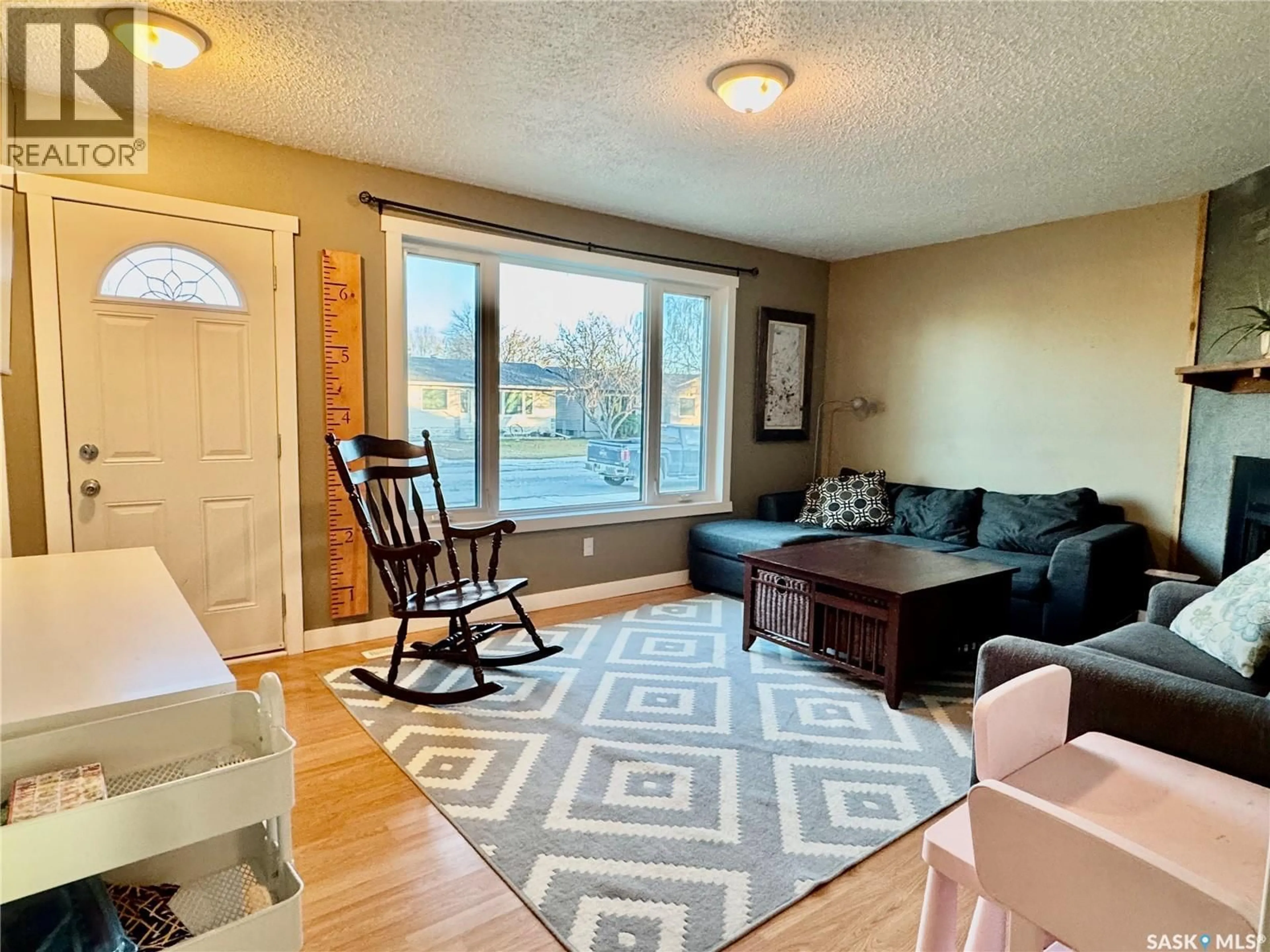 Living room with furniture, unknown for 621 16TH STREET, Humboldt Saskatchewan S0K2A0