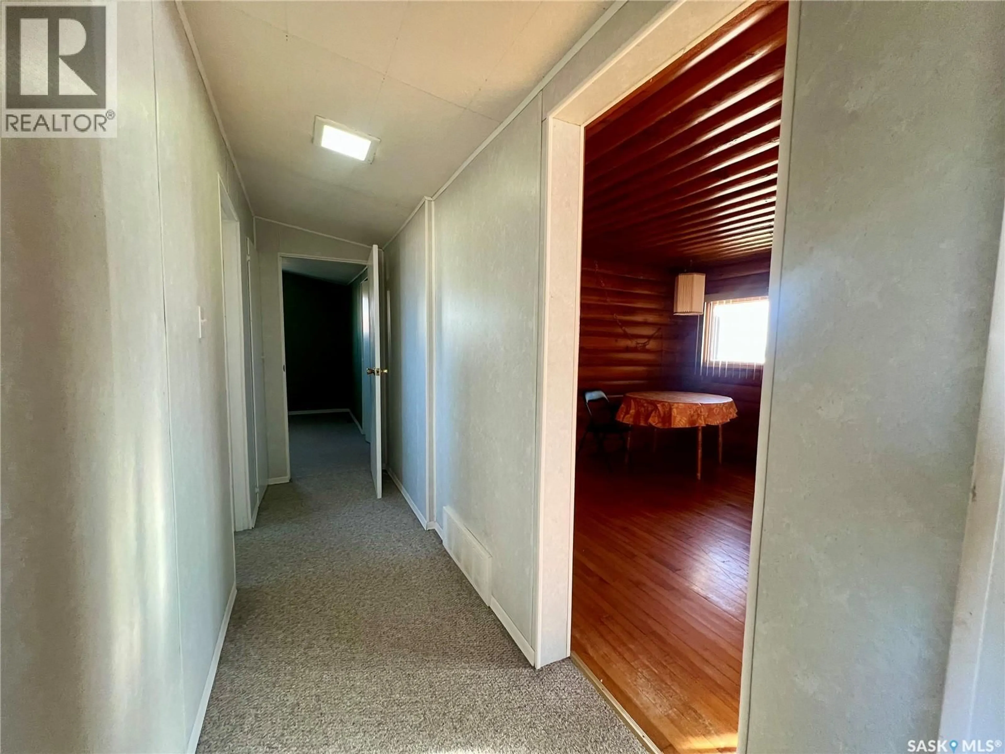 Unknown for 400 REED STREET, Morse Saskatchewan S0H3C0