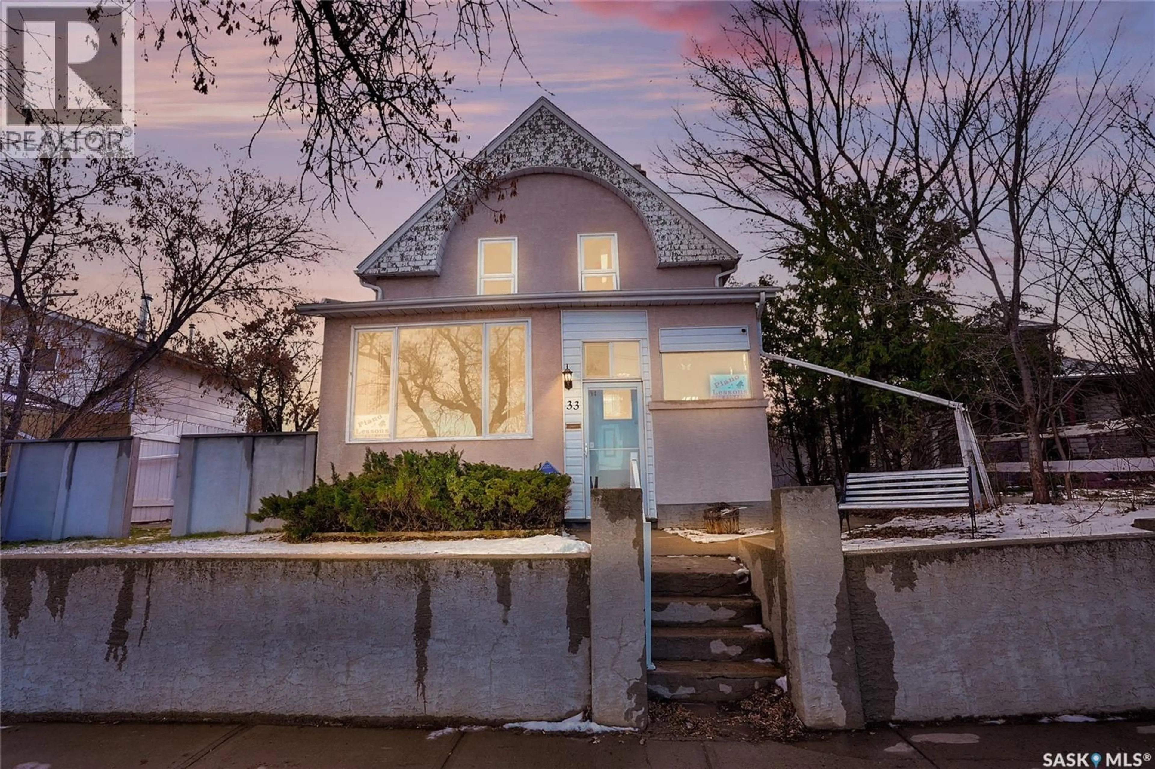 Unknown for 33 HOME STREET, Moose Jaw Saskatchewan S6H4X2